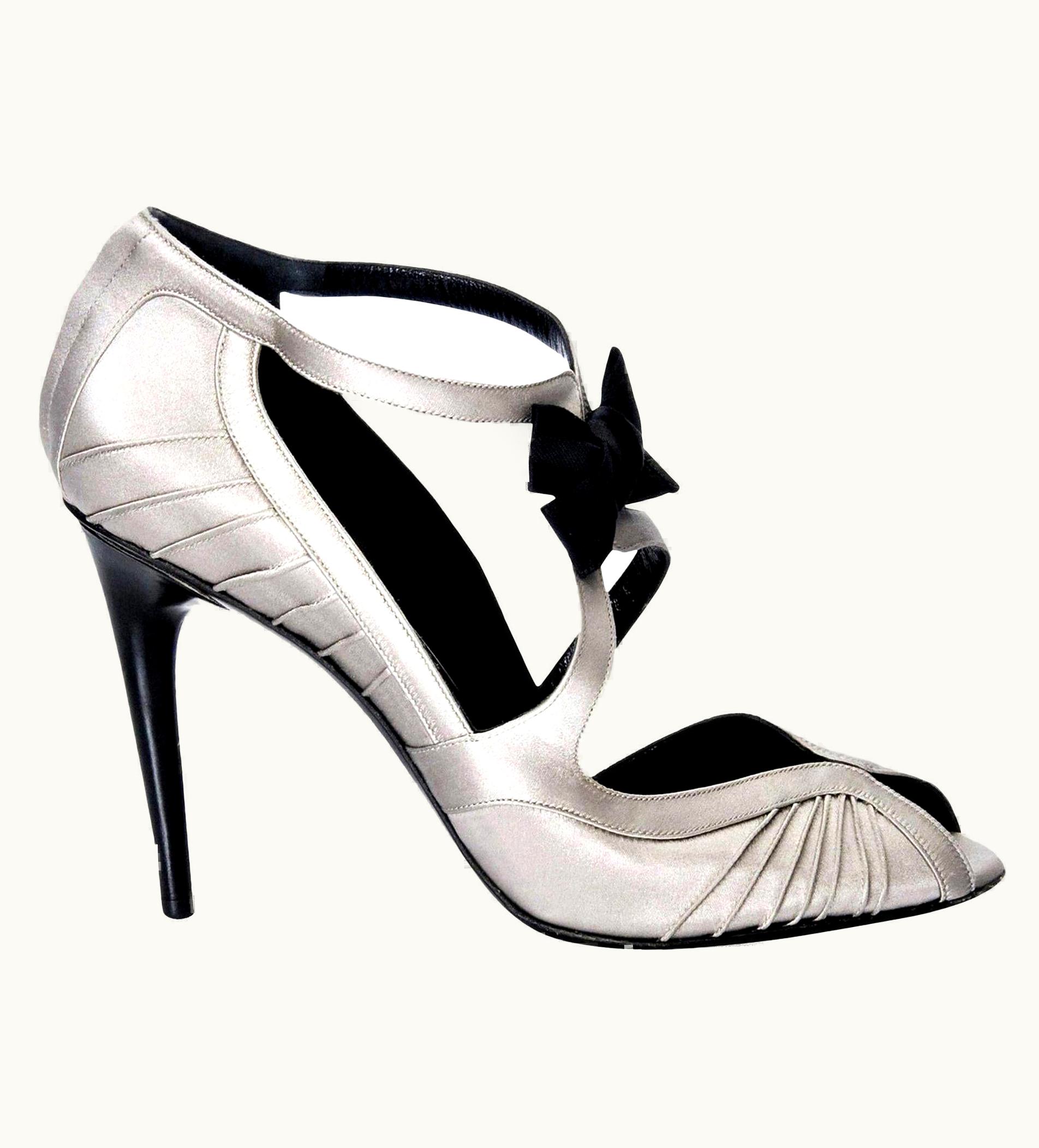 Gucci Tom Ford For Gucci Satin Runway Sarah Jessica Parker Heels Pumps UZ0574342