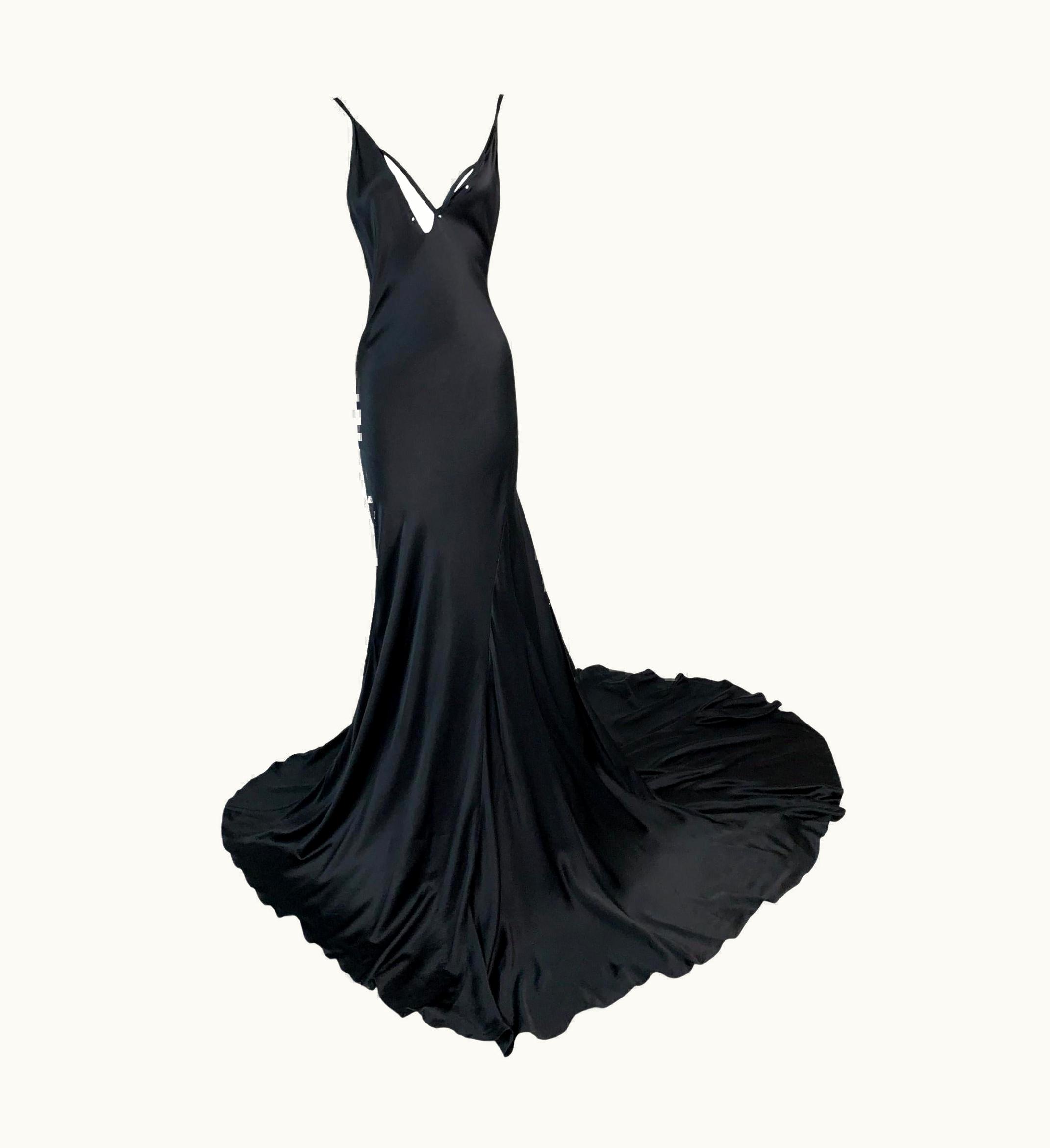 Gucci AW 2002 Gucci Tom Ford Runway Finale Plunging Black Extra Long Gown Dress