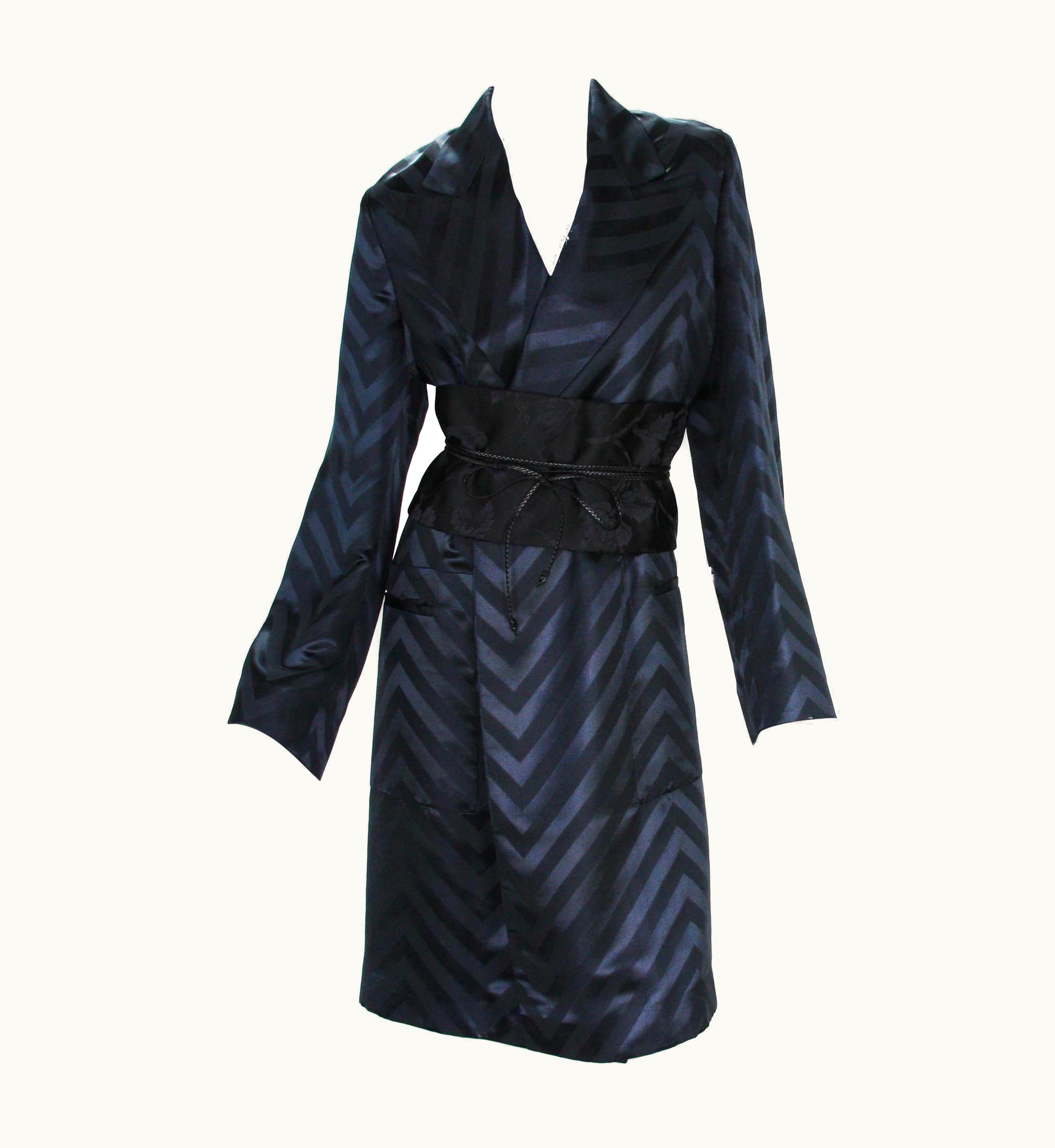 Gucci Tom Ford For Gucci AW 2002 Black Silk Chevron Kimono Coat With Obi Belt It