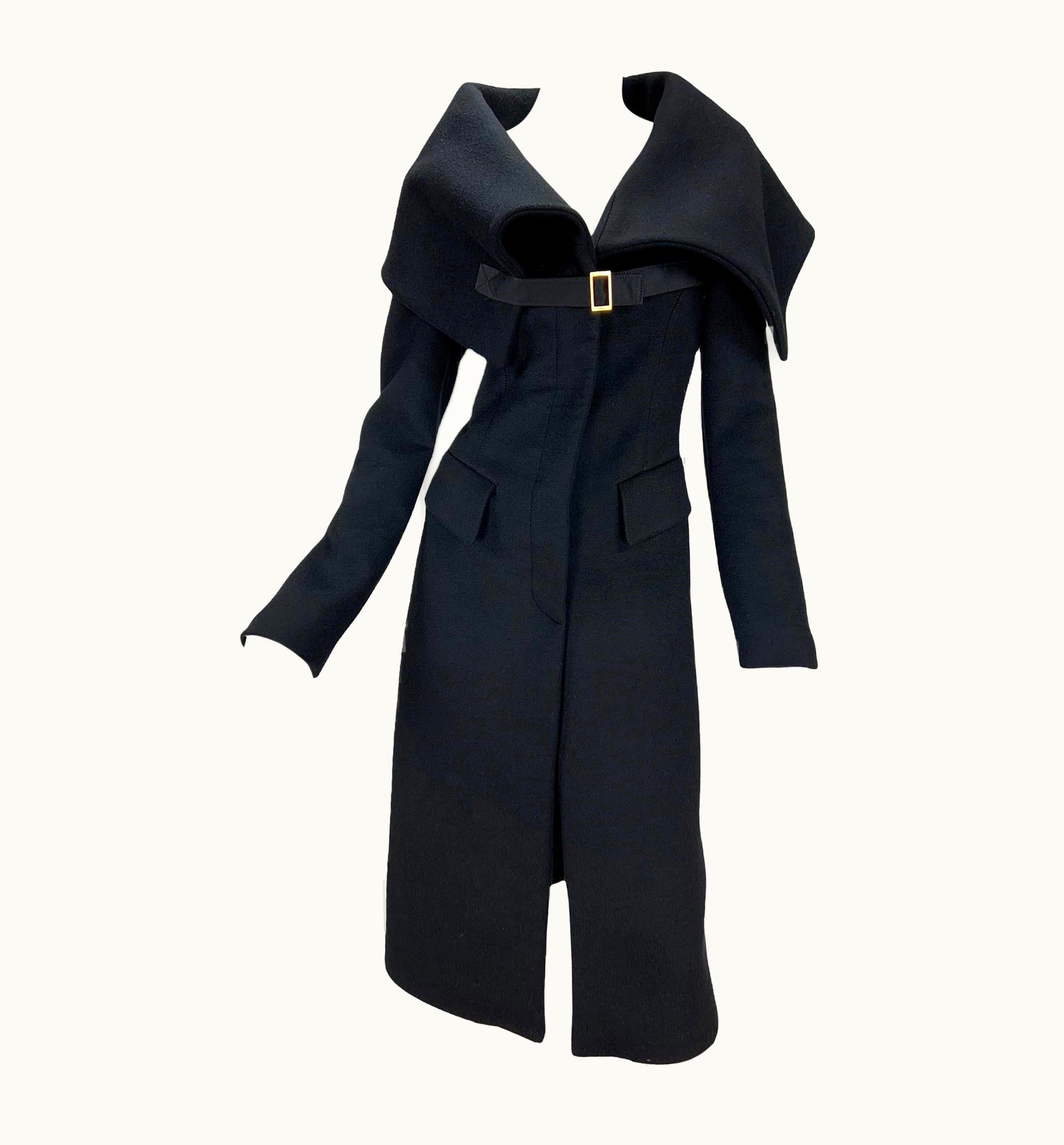 Gucci Tom Ford For Gucci AW 2003 Black Wool Oversize Collar Fitted Coat