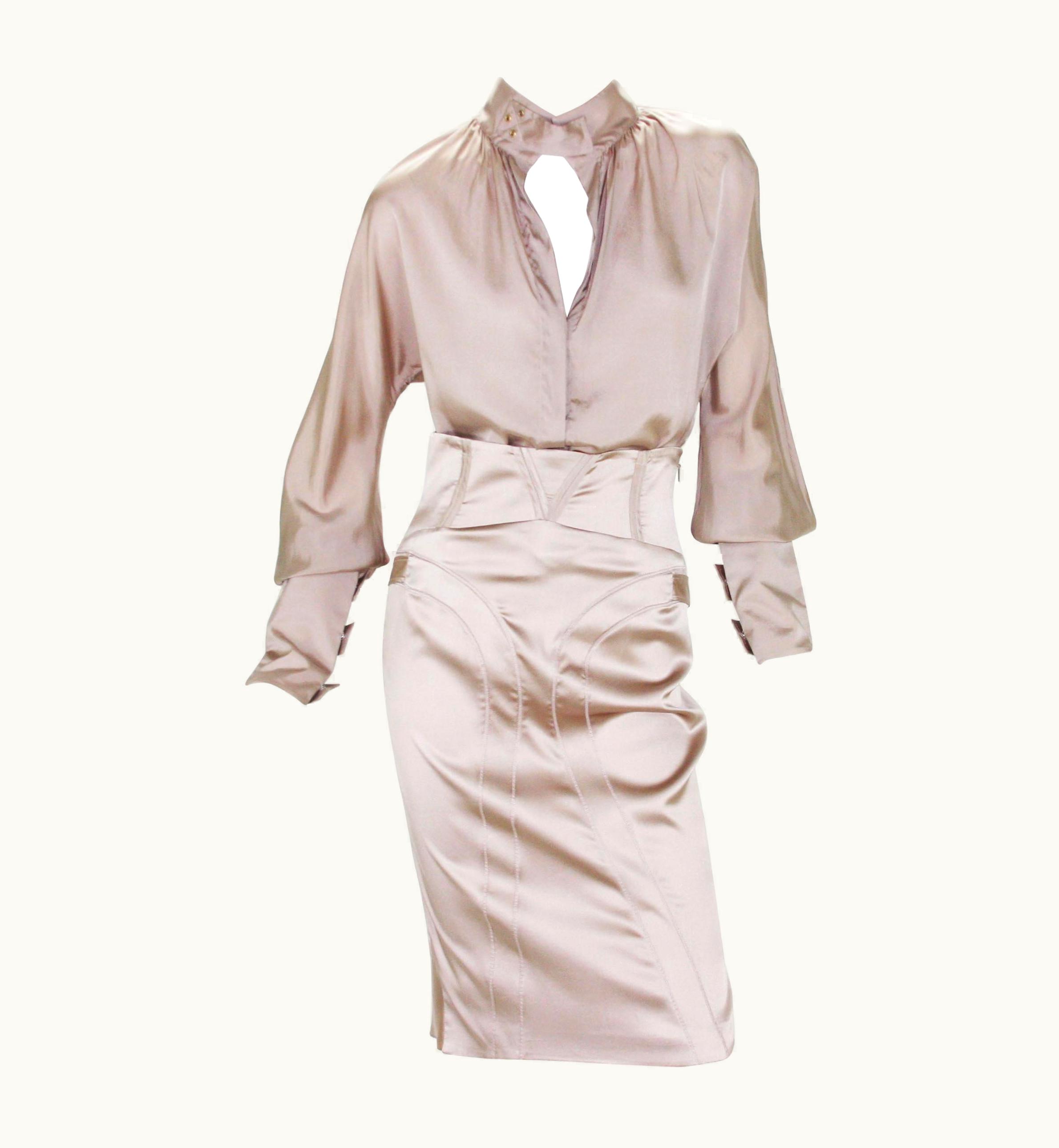 Gucci Tom Ford For Gucci AW 2003 Collection Nude Silk Grommet Skirt Suit 40/42