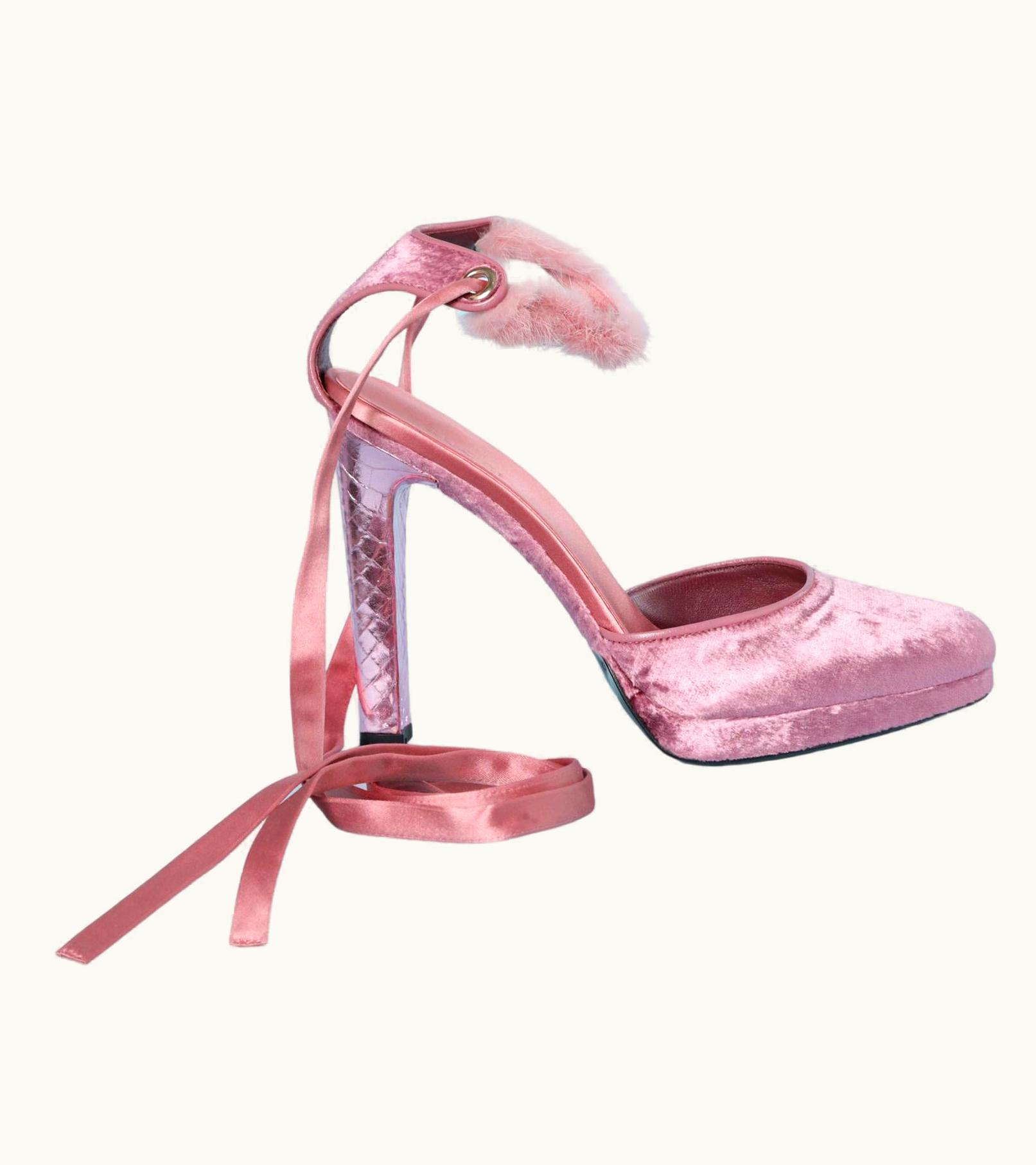 Gucci Pink Silk Velvet, Python And Furs Tom Ford By Gucci