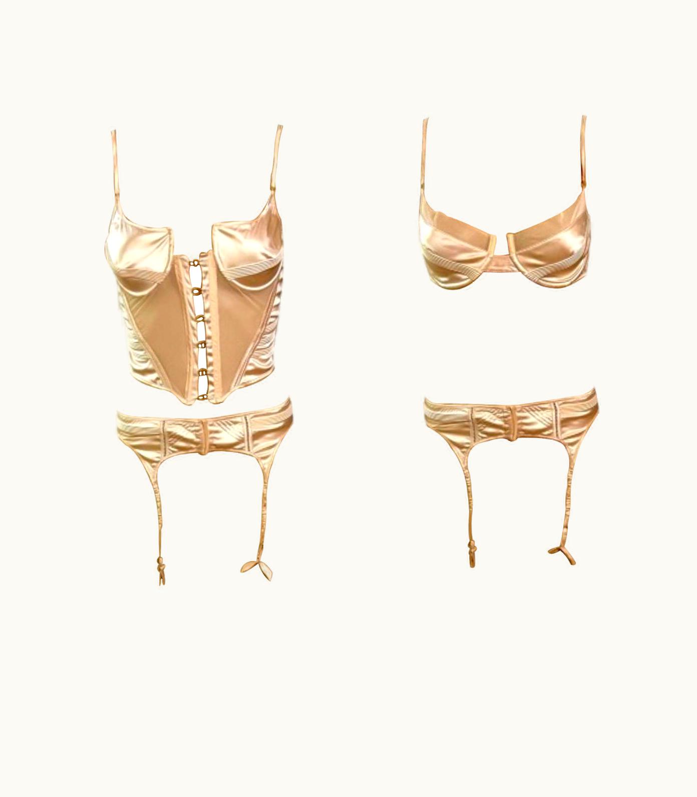 Gucci Tom Ford For Gucci AW 2003 Bustier Top Bra Garter Belt Lingerie 3 Piece Set