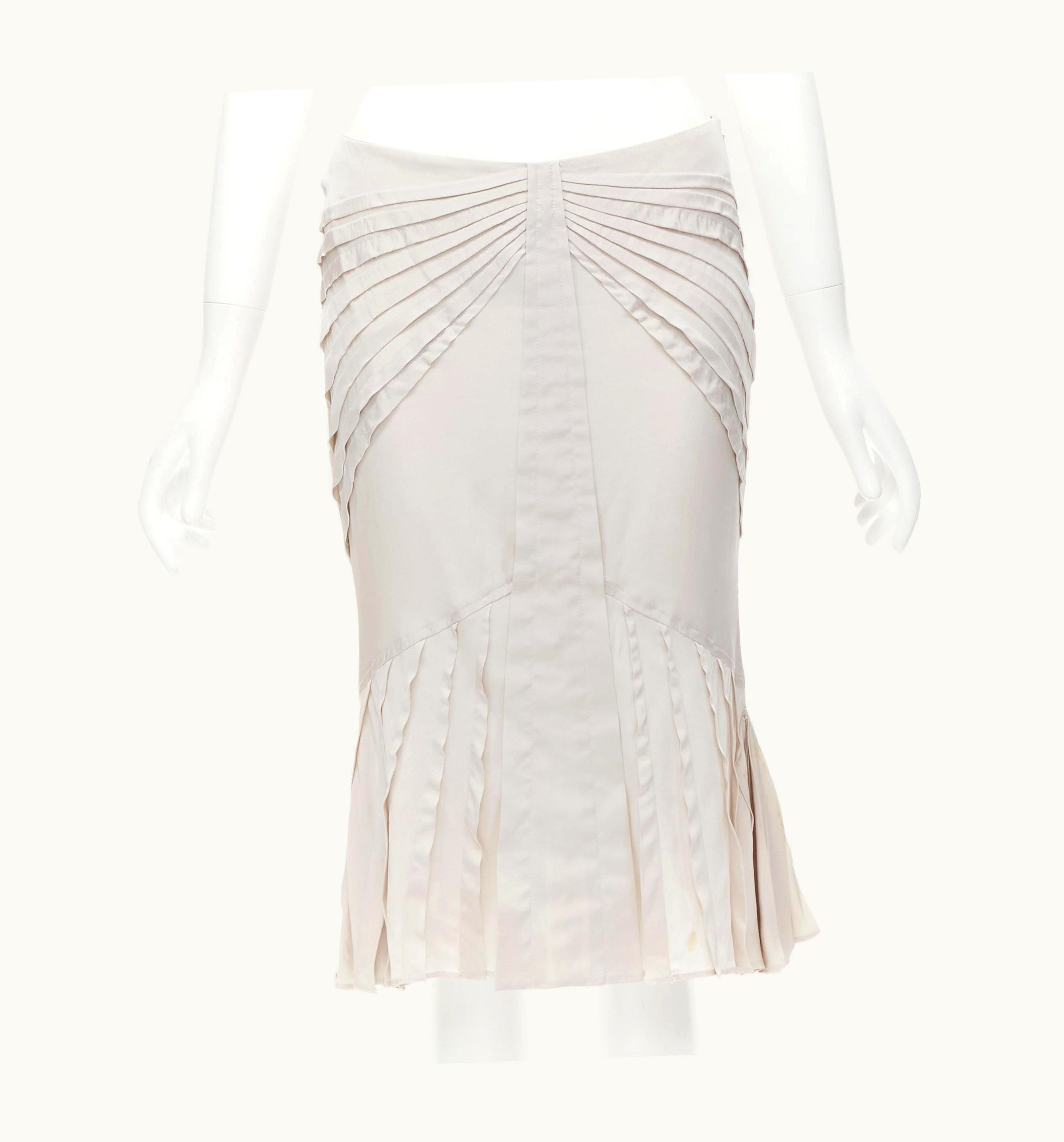Gucci Gucci 2004 Vintage Tom Ford Runway Silver Silk Pleated Flared Skirt