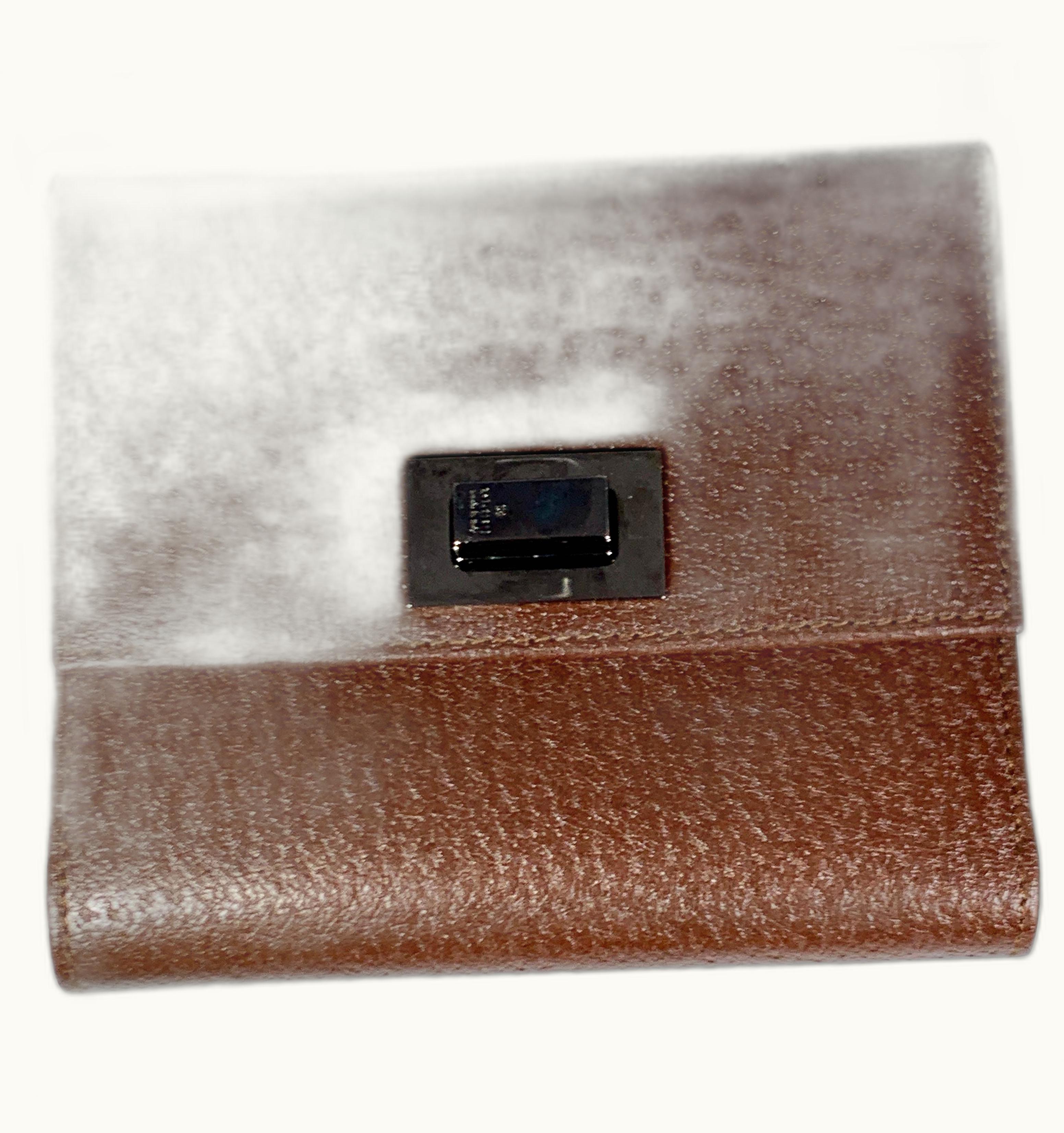 Gucci Gucci Wallet Browns Leather 1210703 Made In Italy Excellent Condition