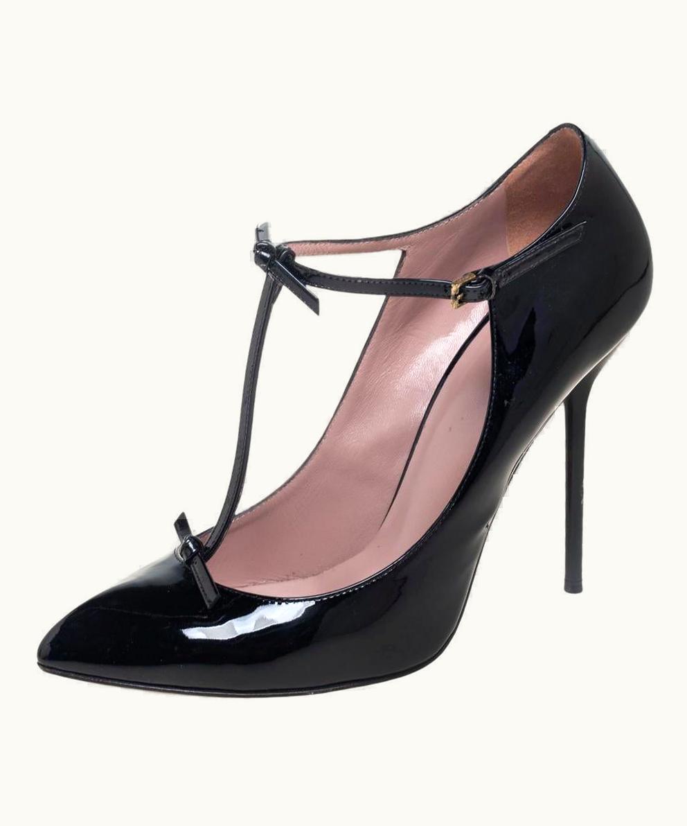 Gucci Gucci Black Patent Leather Pointed Toe T-Strap Pumps
