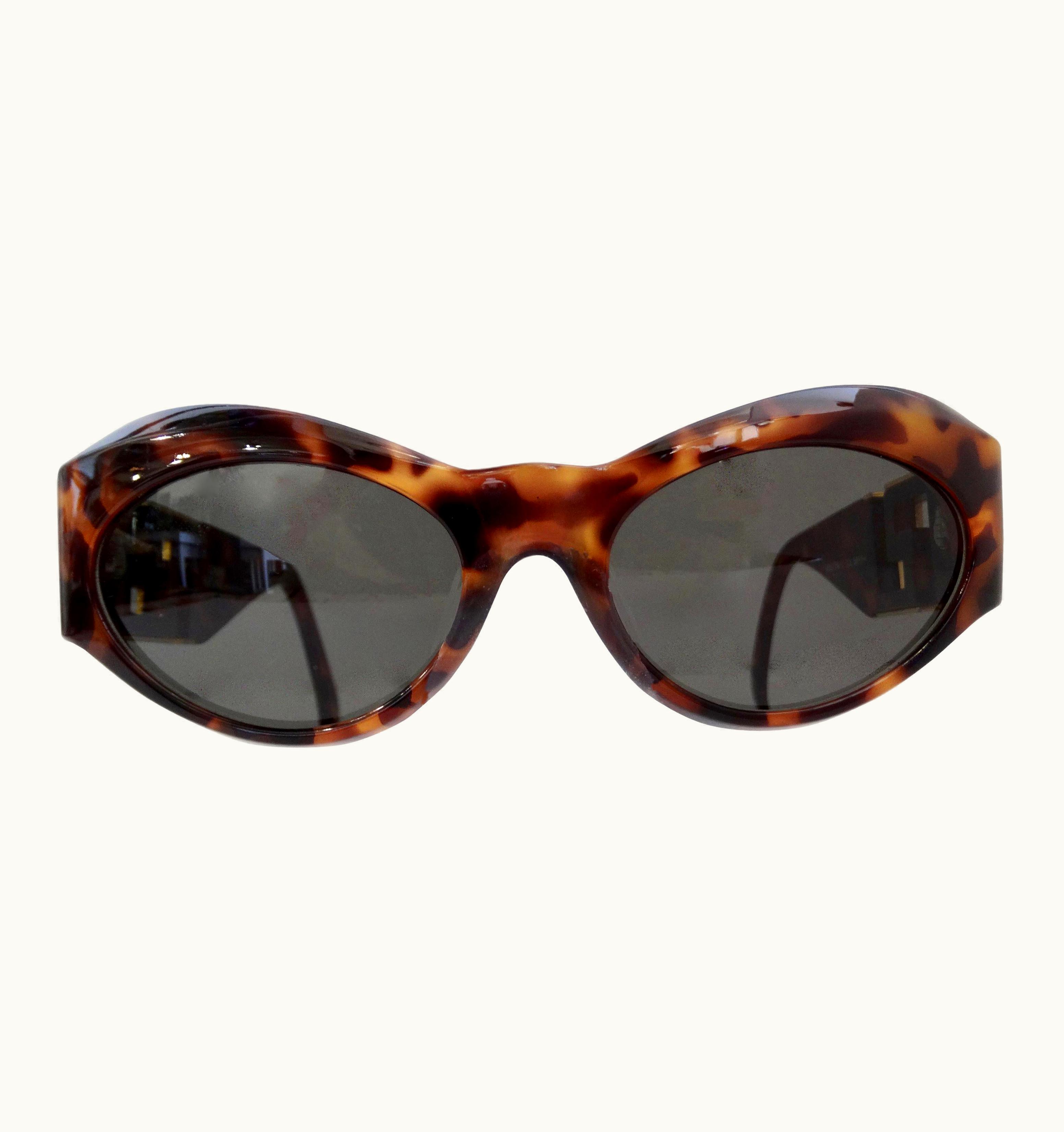 Gianni Versace Couture Gianni Versace 1990s Greek Key Tortoise Sunglasses