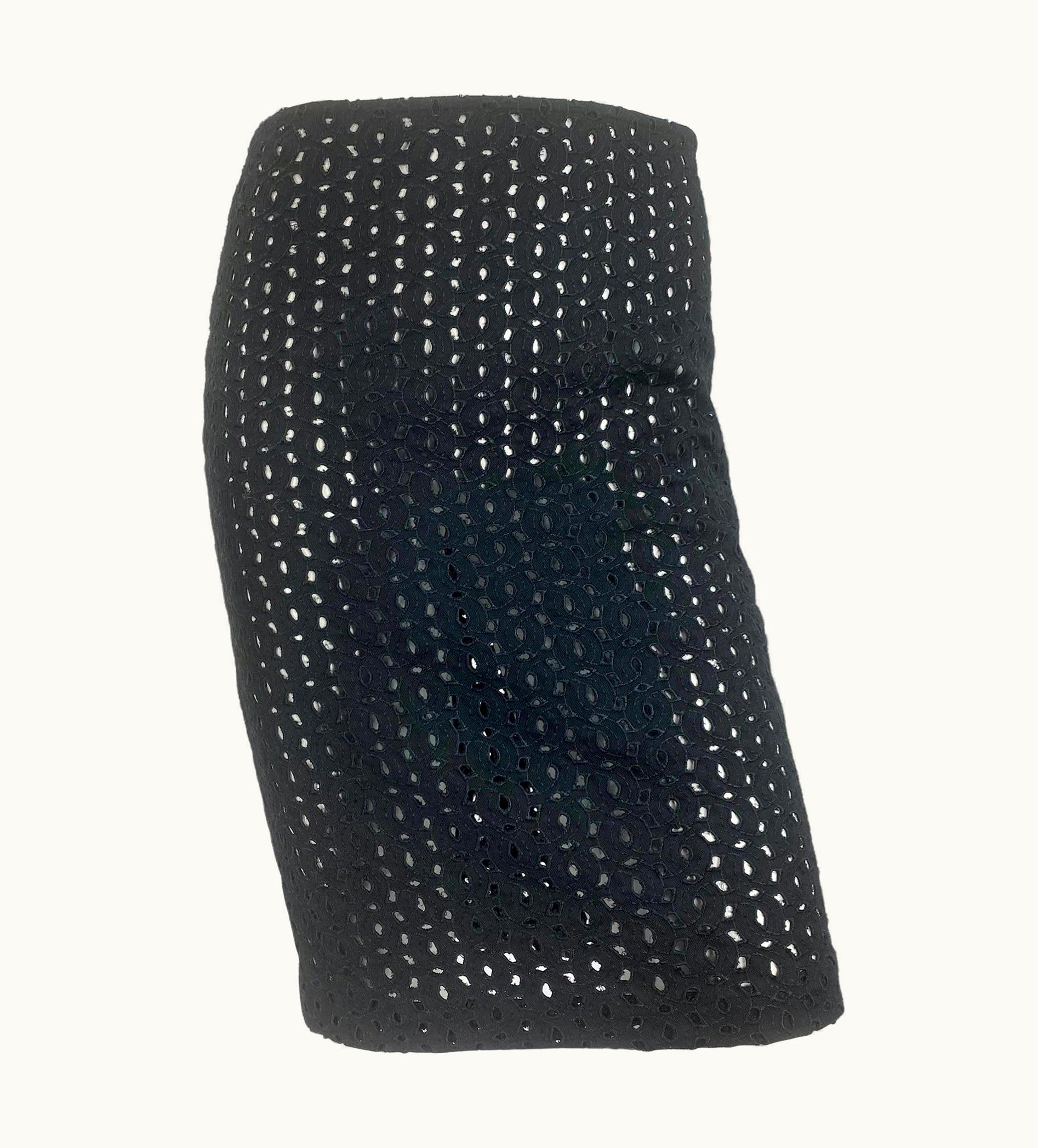 Gianni Versace Couture Vintage Gianni Versace Couture S/S 2002 Black Eyelet Pencil Skirt Italian