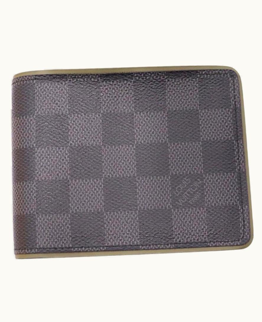 Louis Vuitton Louis Vuitton Multiple Wallet In Leather