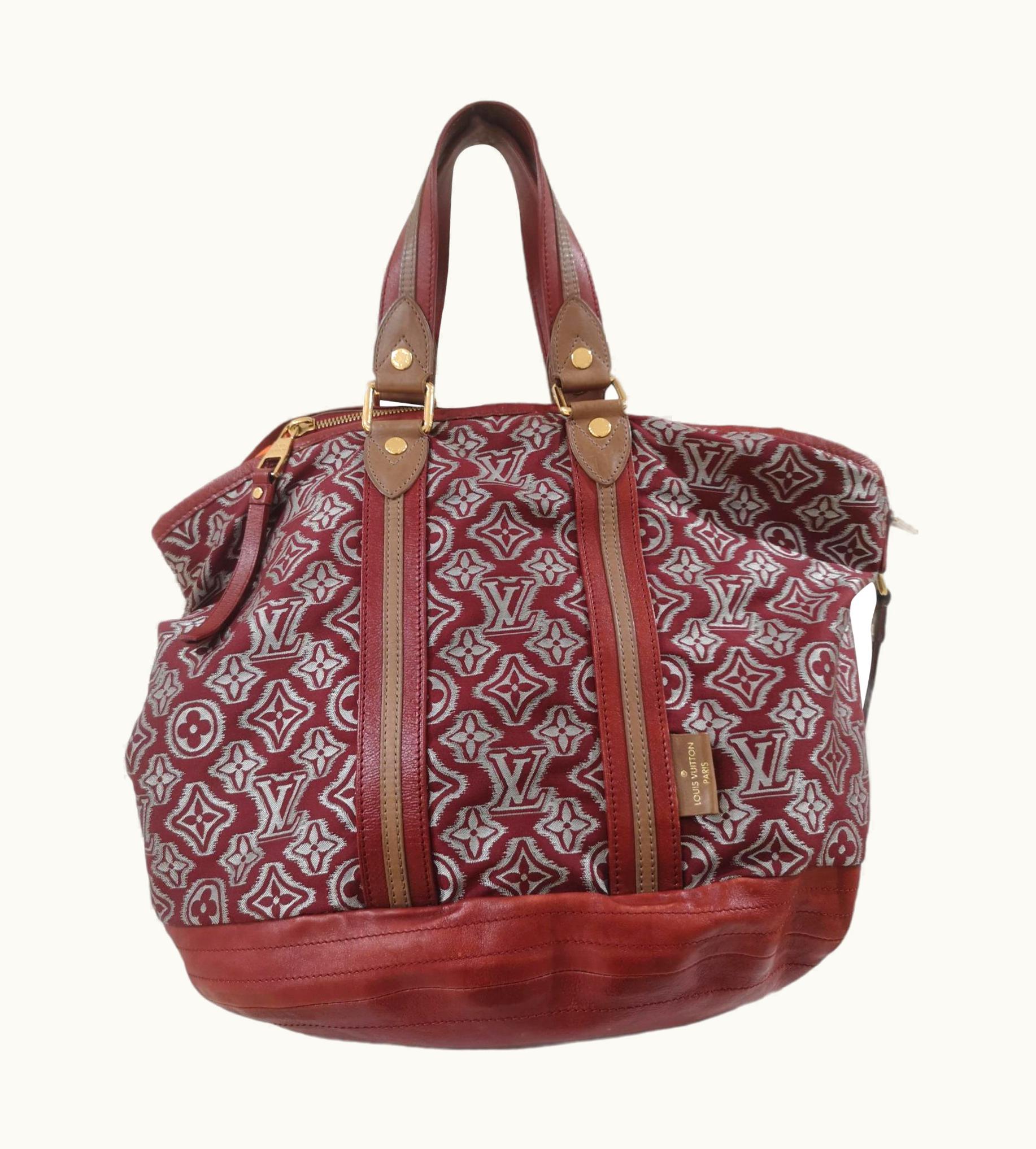 Louis Vuitton Limited Edition Monogram Bordeaux Aviator Bag