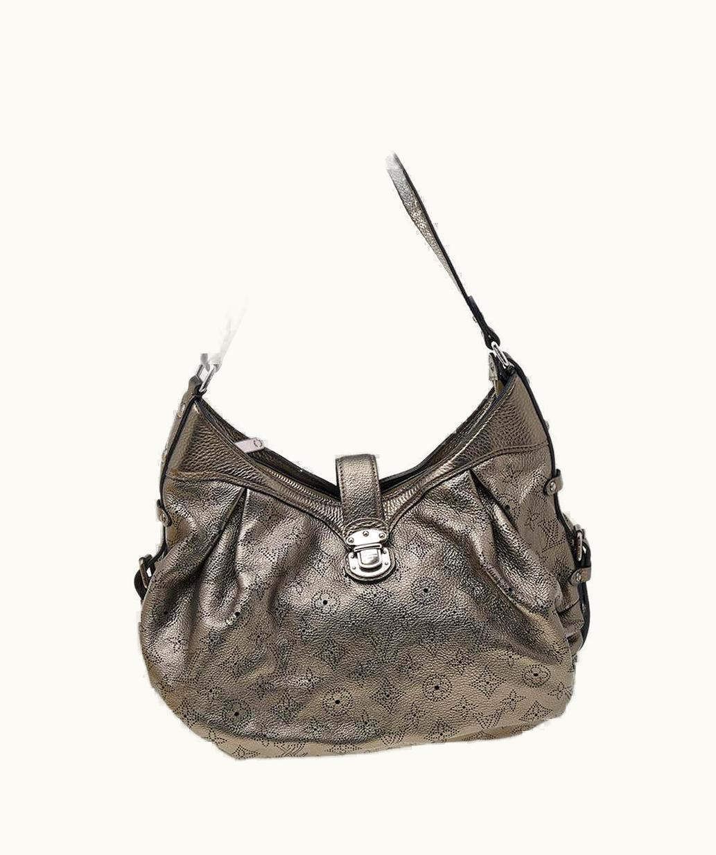 Louis Vuitton Argent Monogram Mahina Leather Bag UZ0581231