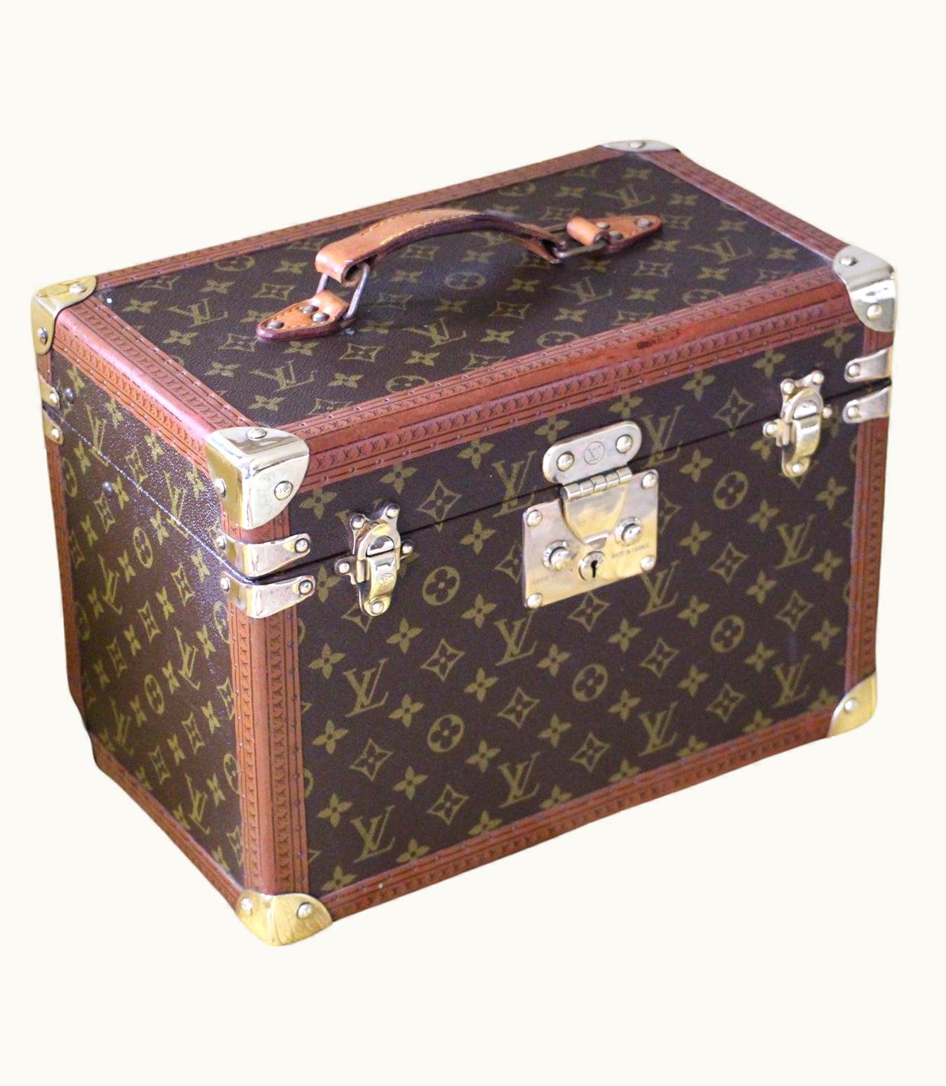 Louis Vuitton Train Case, Louis Vuitton Boite Pharmacie, Louis Vuitton Case UZ0581385