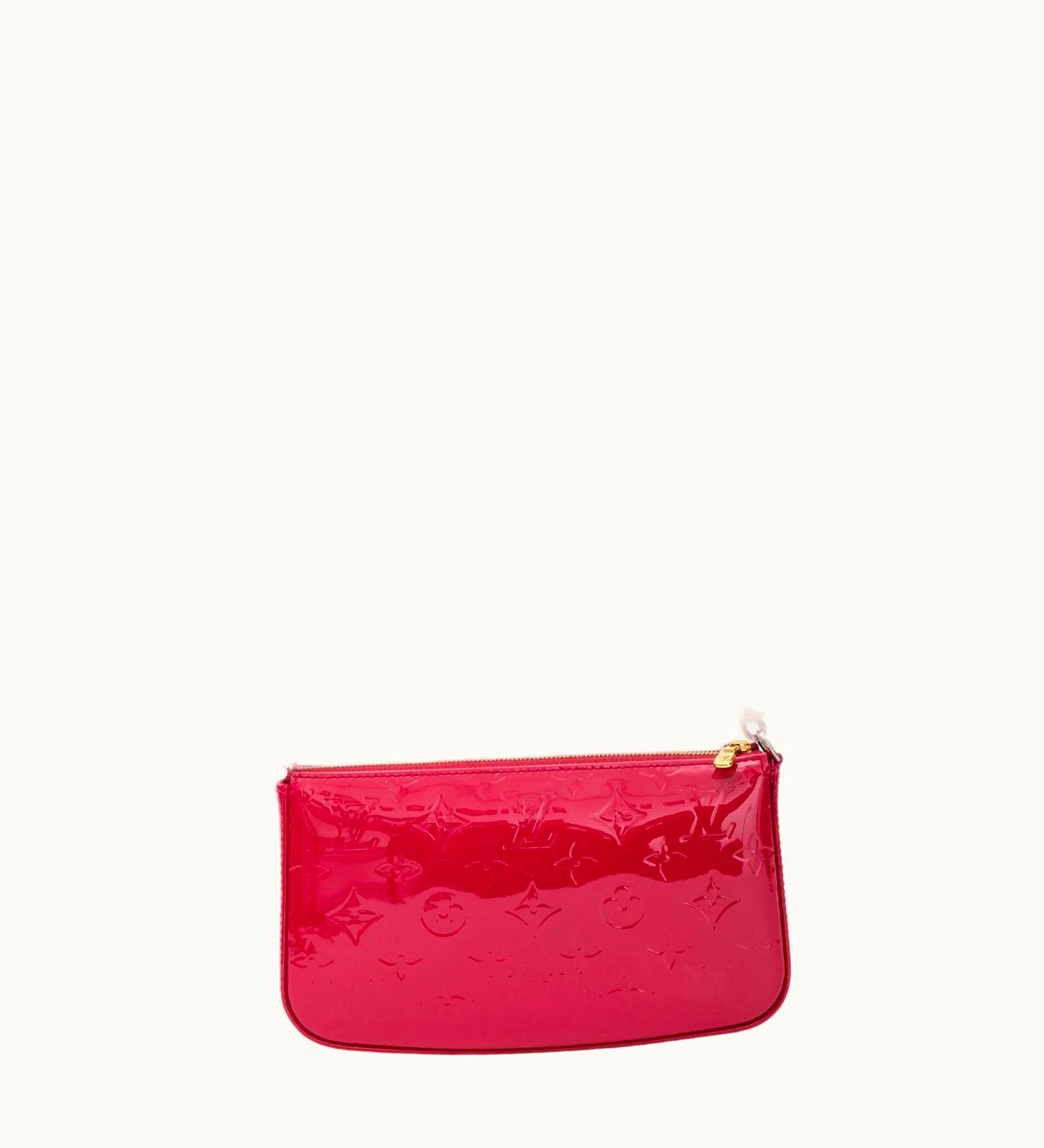 Louis Vuitton Vernis Red Monogram Pochette Accessoires Nm (2013) Bag