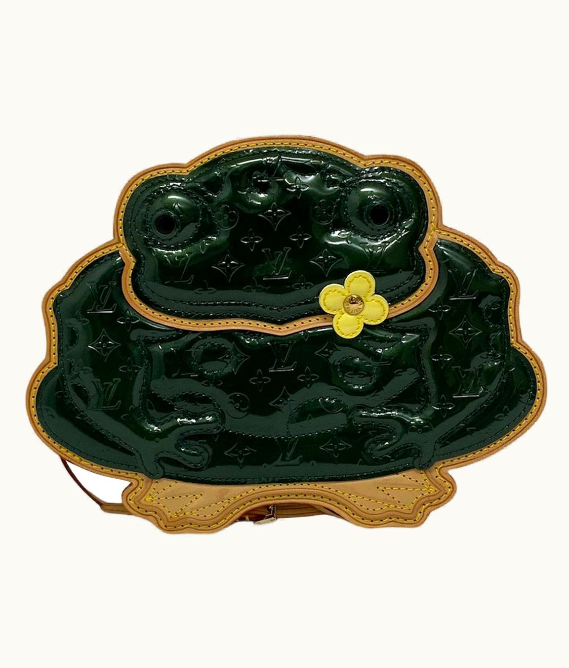 Louis Vuitton Green Vernice Conte De Fees Pochette Frog .e