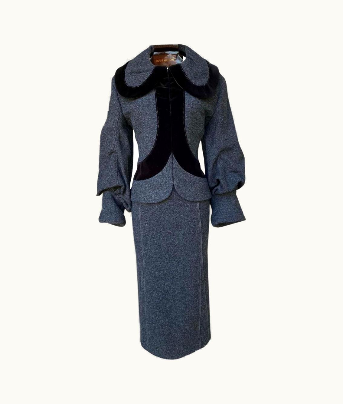 Louis Vuitton Dark Gray Skirt Suit With Velvet Trim AW 2005 fr