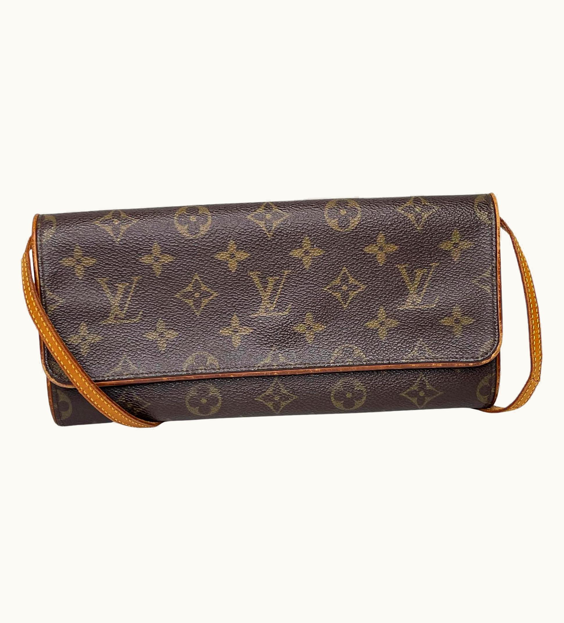 Louis Vuitton Louis Vuitton Vintage Monogram Twin Pochette Gm (2002)