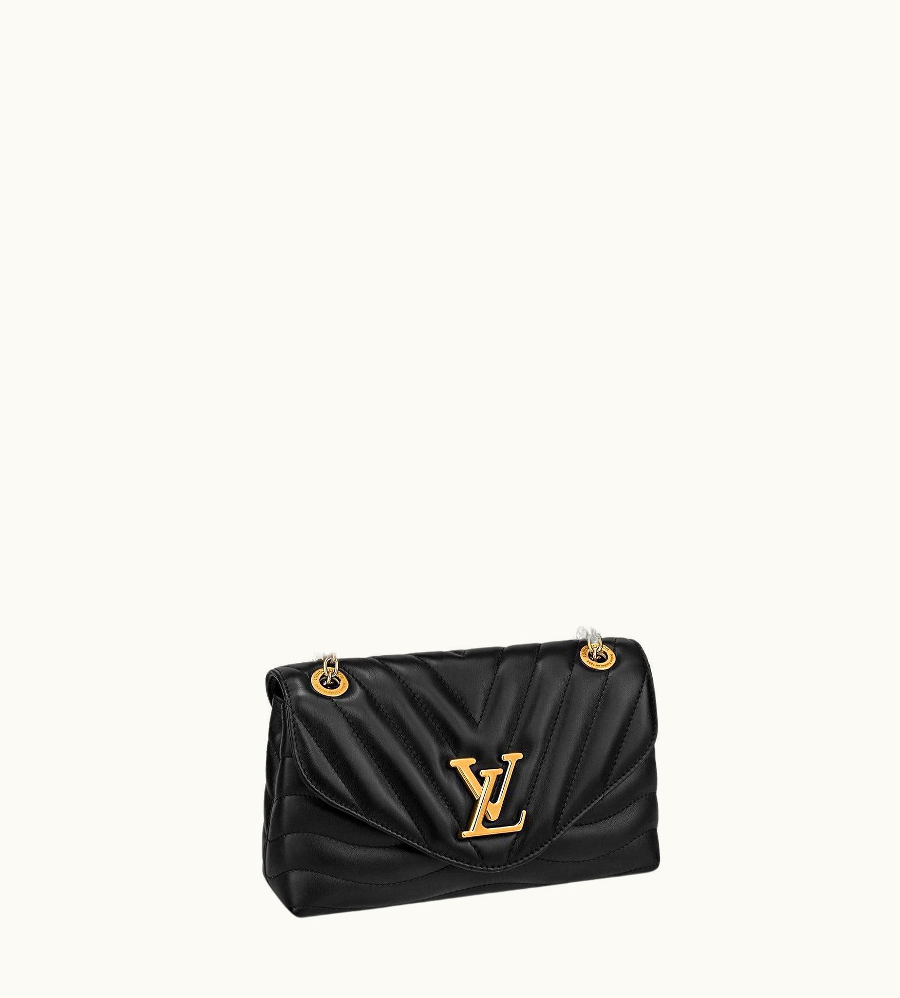 Louis Vuitton Louis Vuitton Black Smooth Cowhide Leather Lv Wave Chain Bag