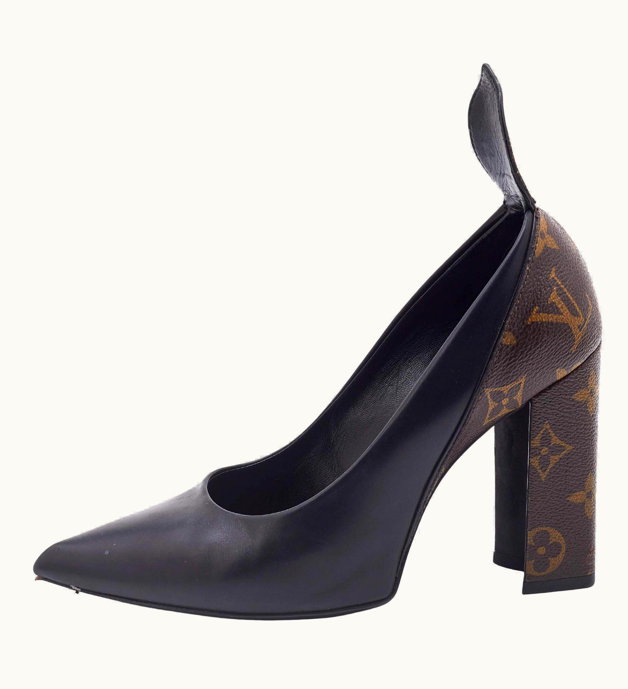 Louis Vuitton Louis Vuitton Black Leather And Monogram Canvas Rodeo Queen Pumps UZ0582827