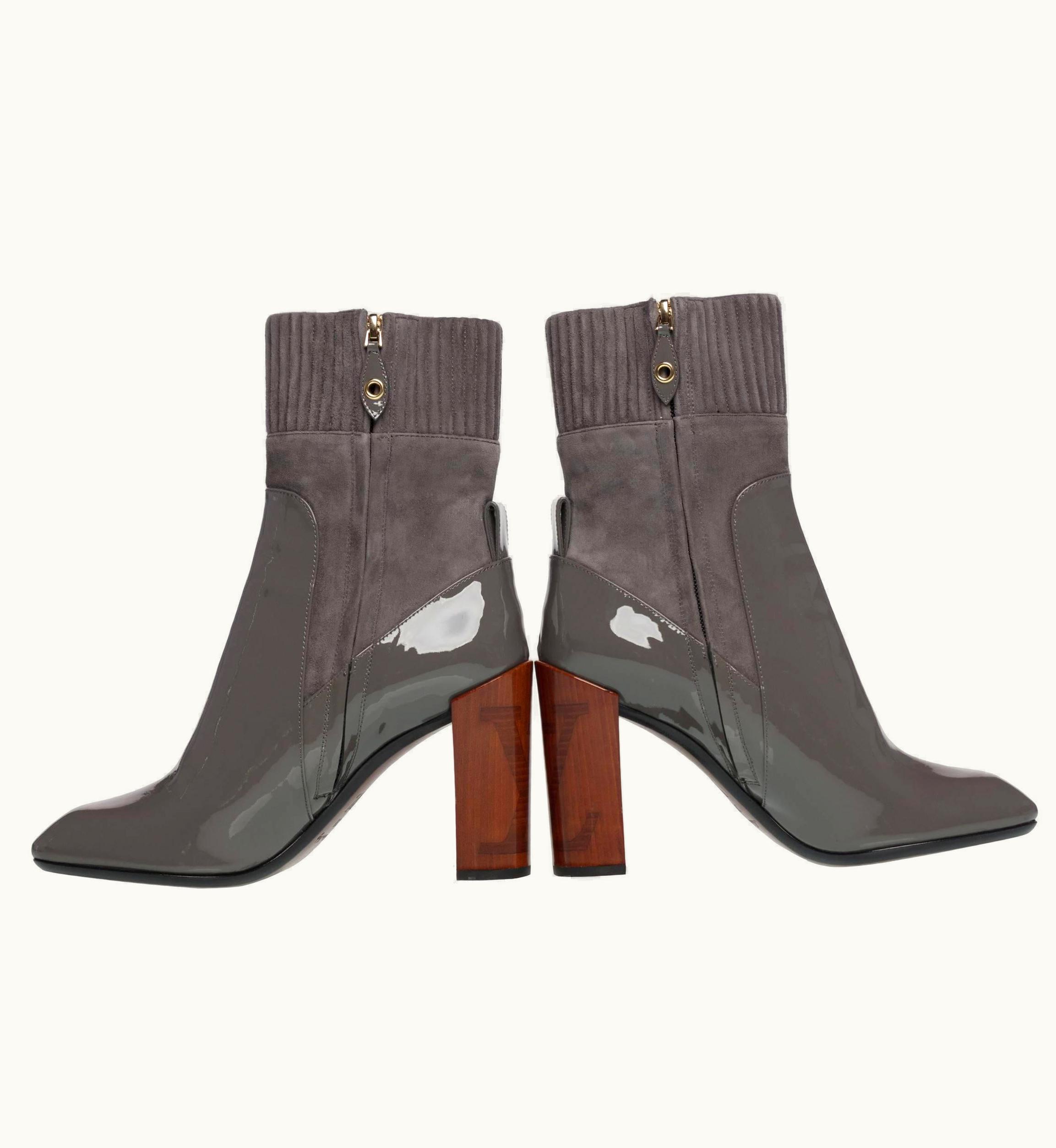 Louis Vuitton Louis Vuitton Brand In Box Gray Suede And Patent Leather Boots, 2015/2016 2016