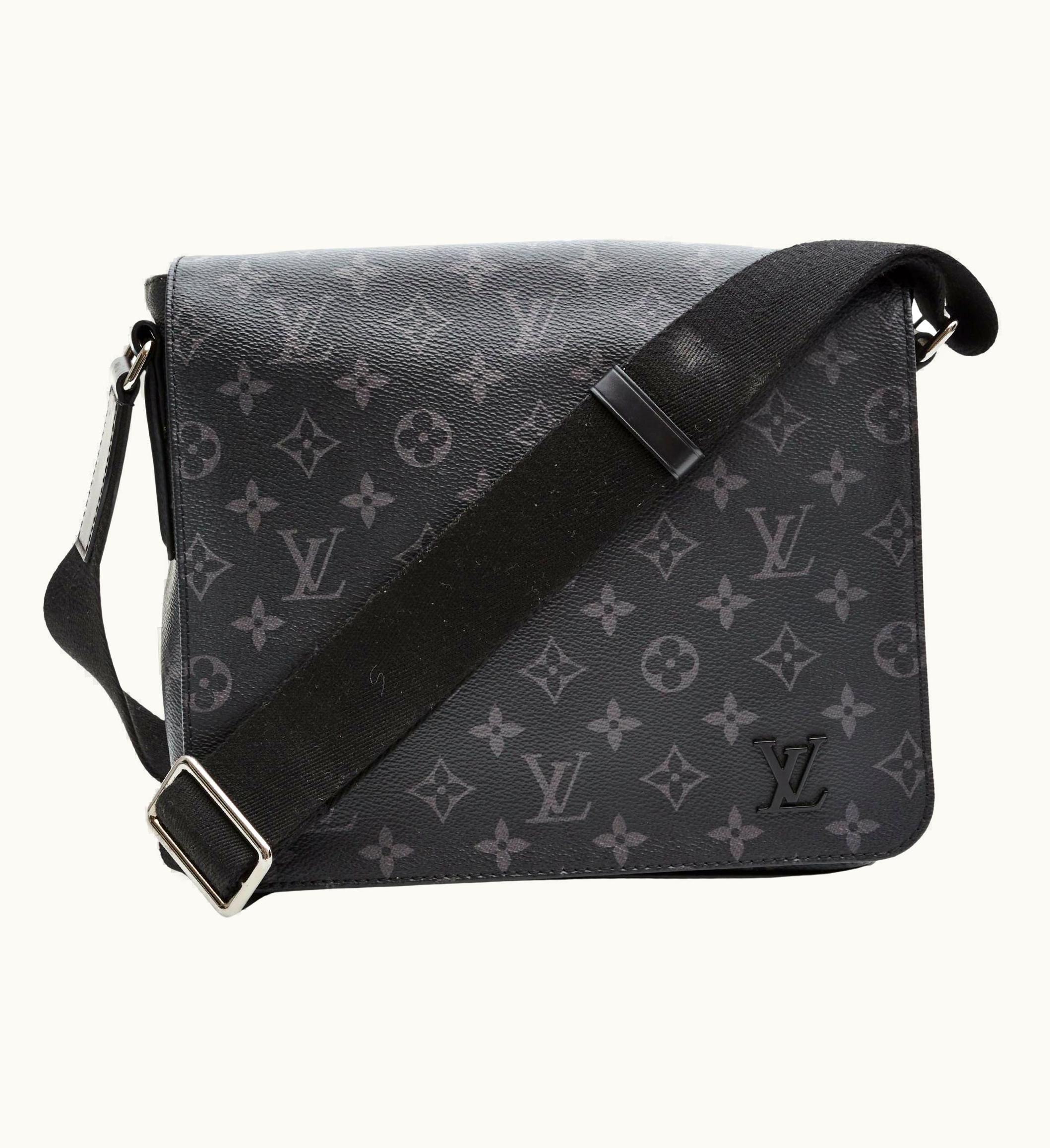 Louis Vuitton Louis Vuitton Monogram Black Eclipse District Pm Messenger Bag (2017)