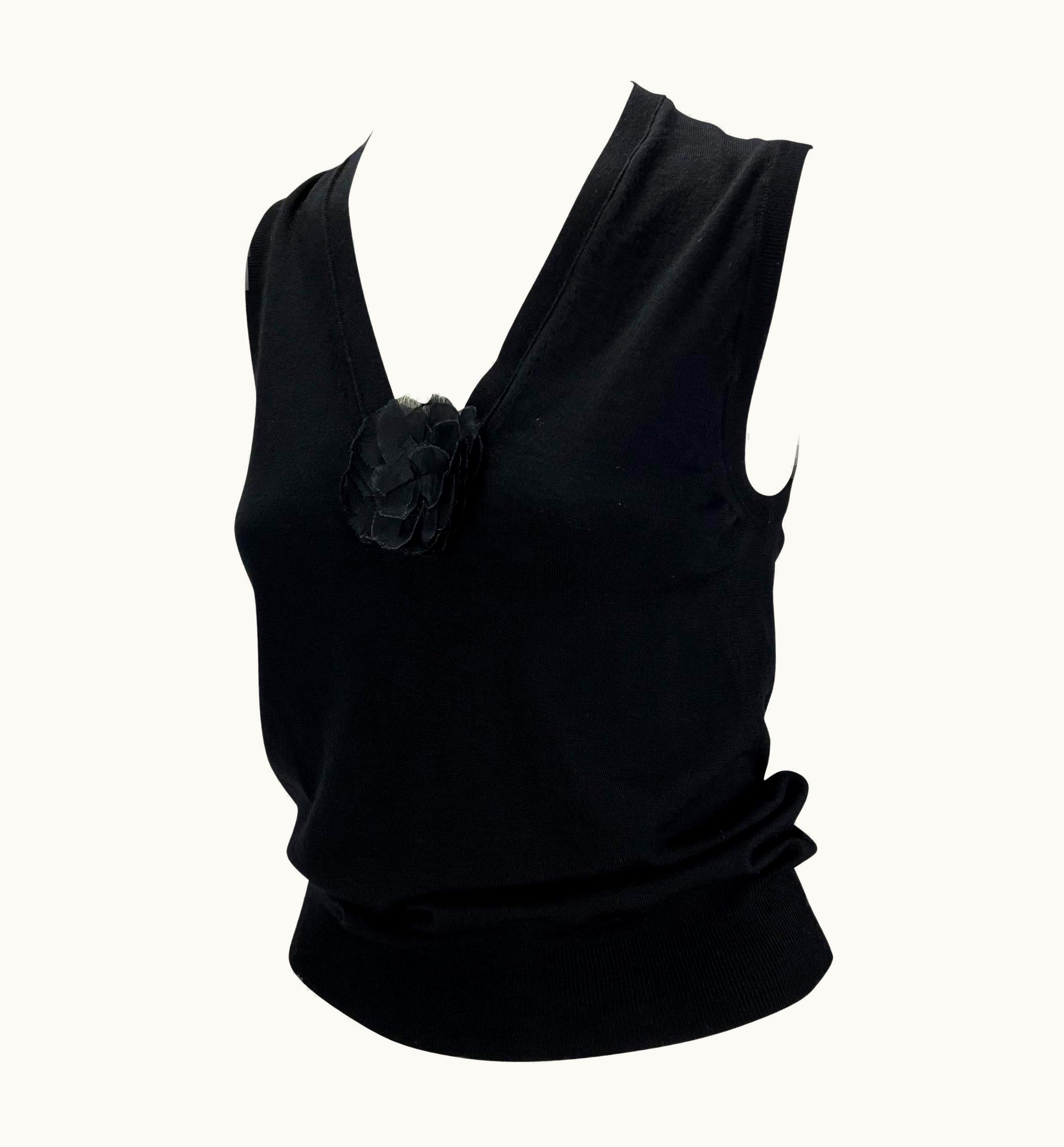 Saint Laurent S/S 2003 Yves Saint Laurent By Tom Ford Knit Floral Appliqué Sweater Vest Top