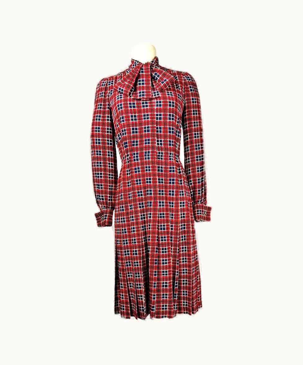 Saint Laurent An Yves Saint Laurent Couture Fashion Show Dress In Printed Taffeta  1972