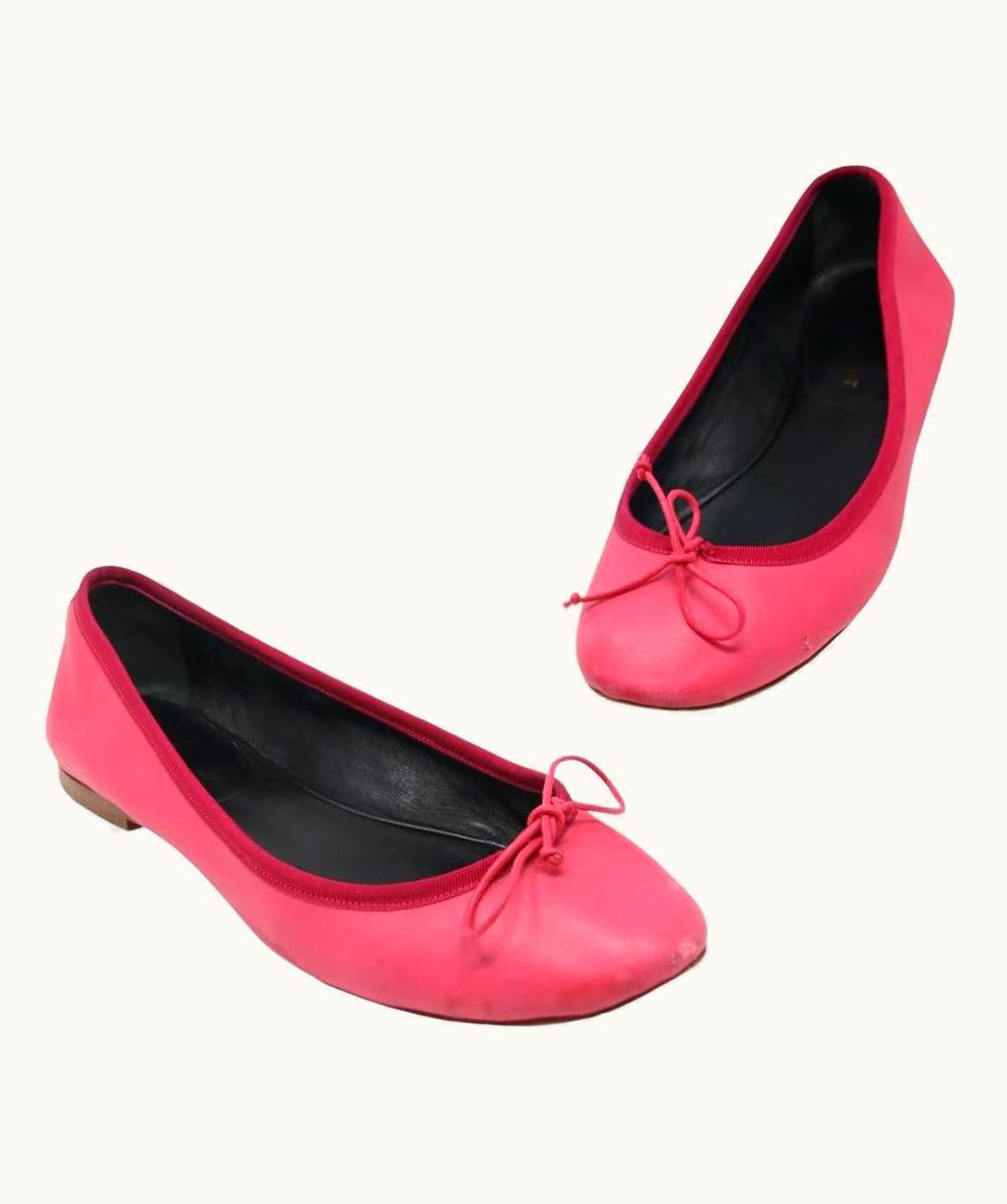 Saint Laurent Saint Laurent Signature 36 Soft Leather Ballet Round Toe Flats