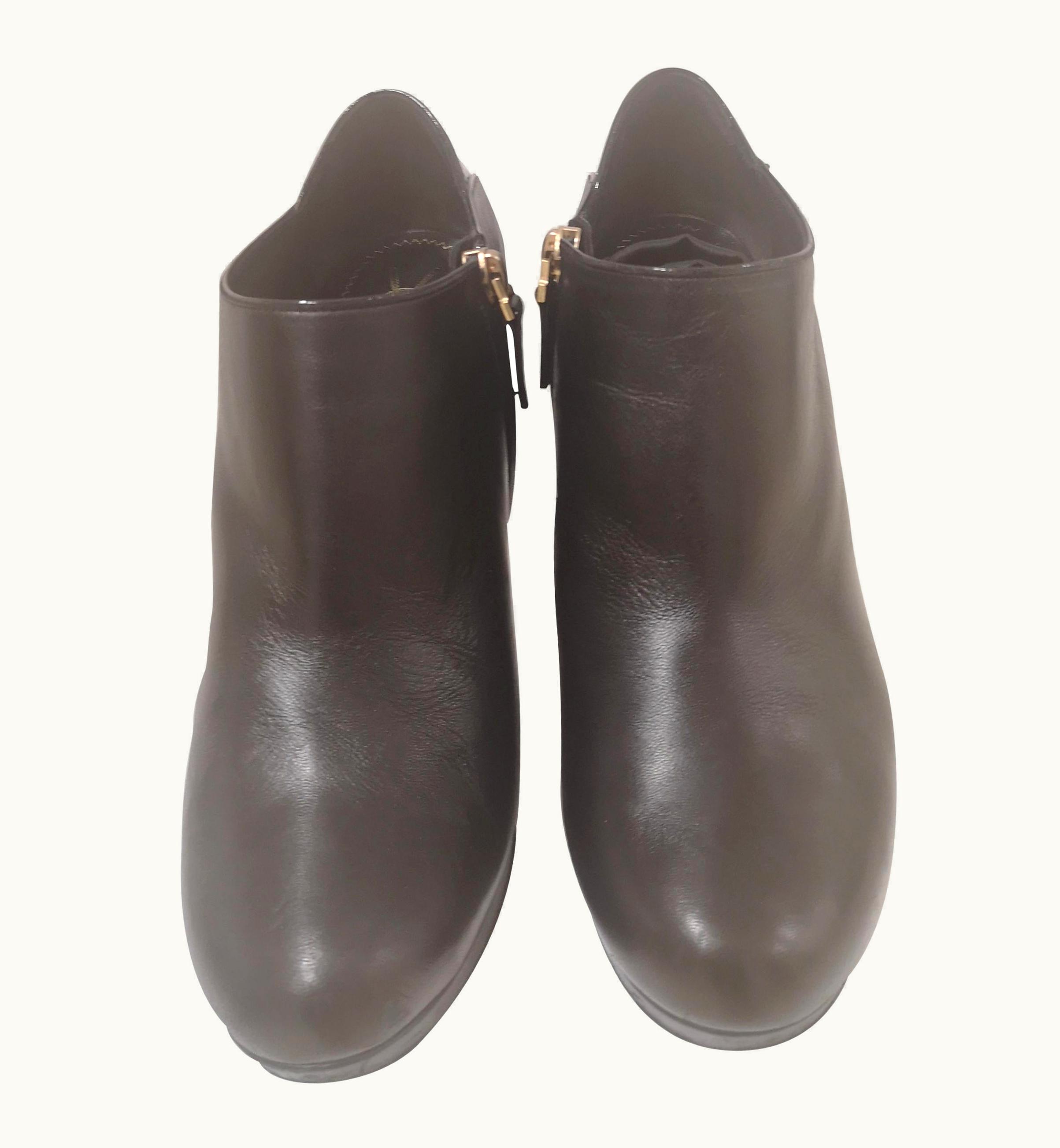 Saint Laurent Yves Saint Laurent Black Shoes UZ0585593