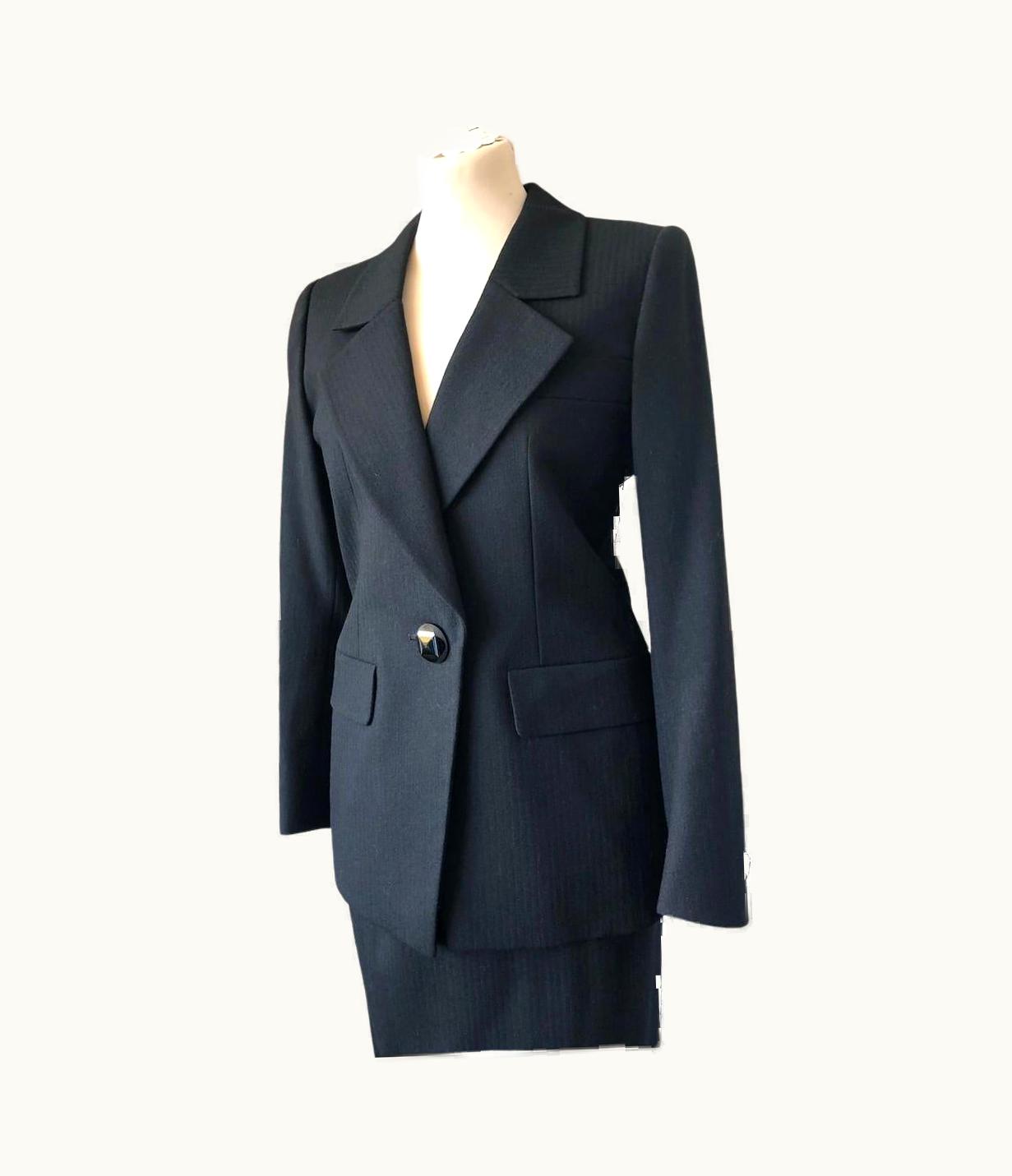 Saint Laurent Yves Saint-laurent Haute Couture 67931 Black Single Breasted Pin Stripe Suit 3Pc