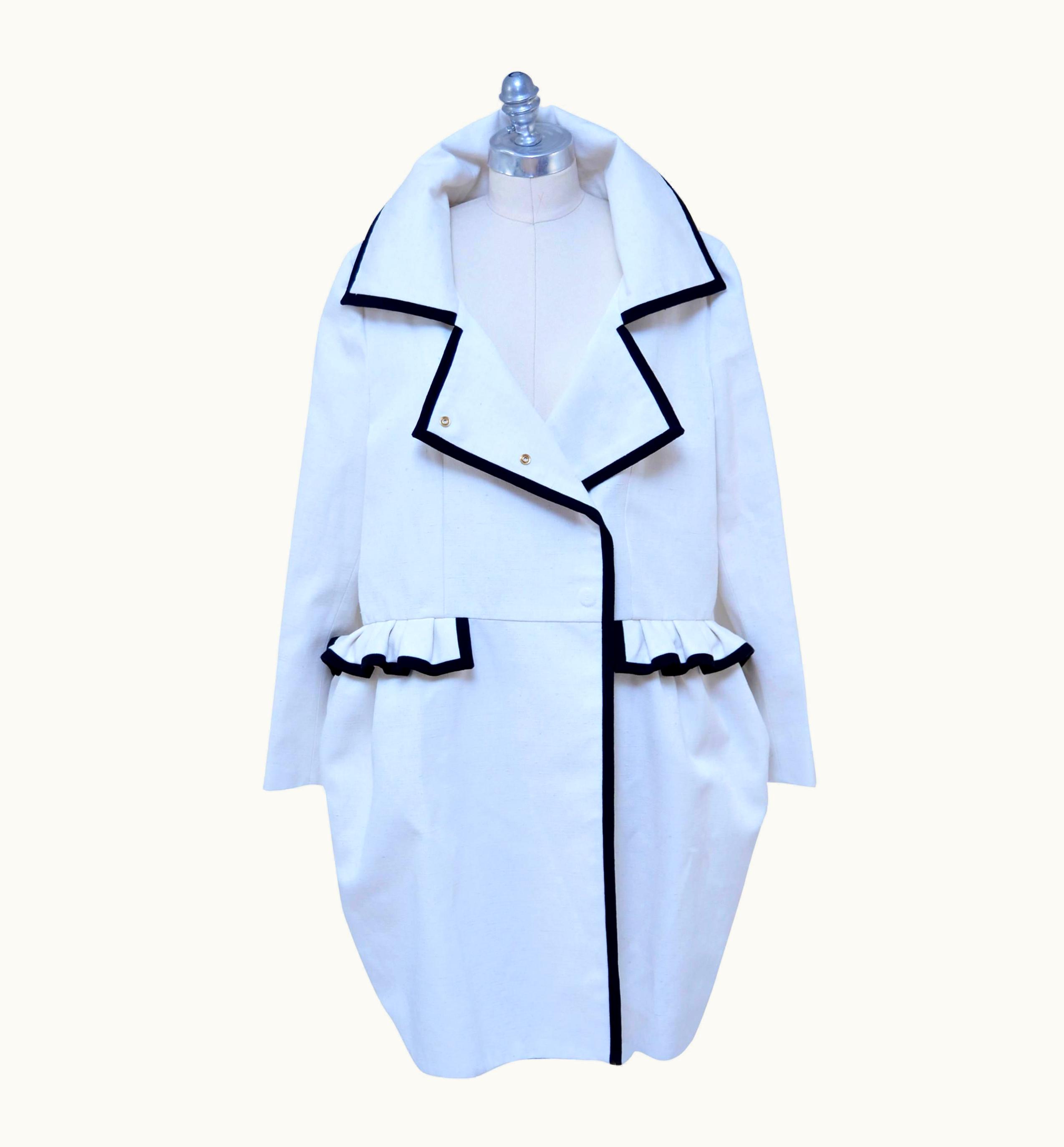 Saint Laurent Stefano Pilati For YSL Yves Saint Laurent Resort 2010 Coat New