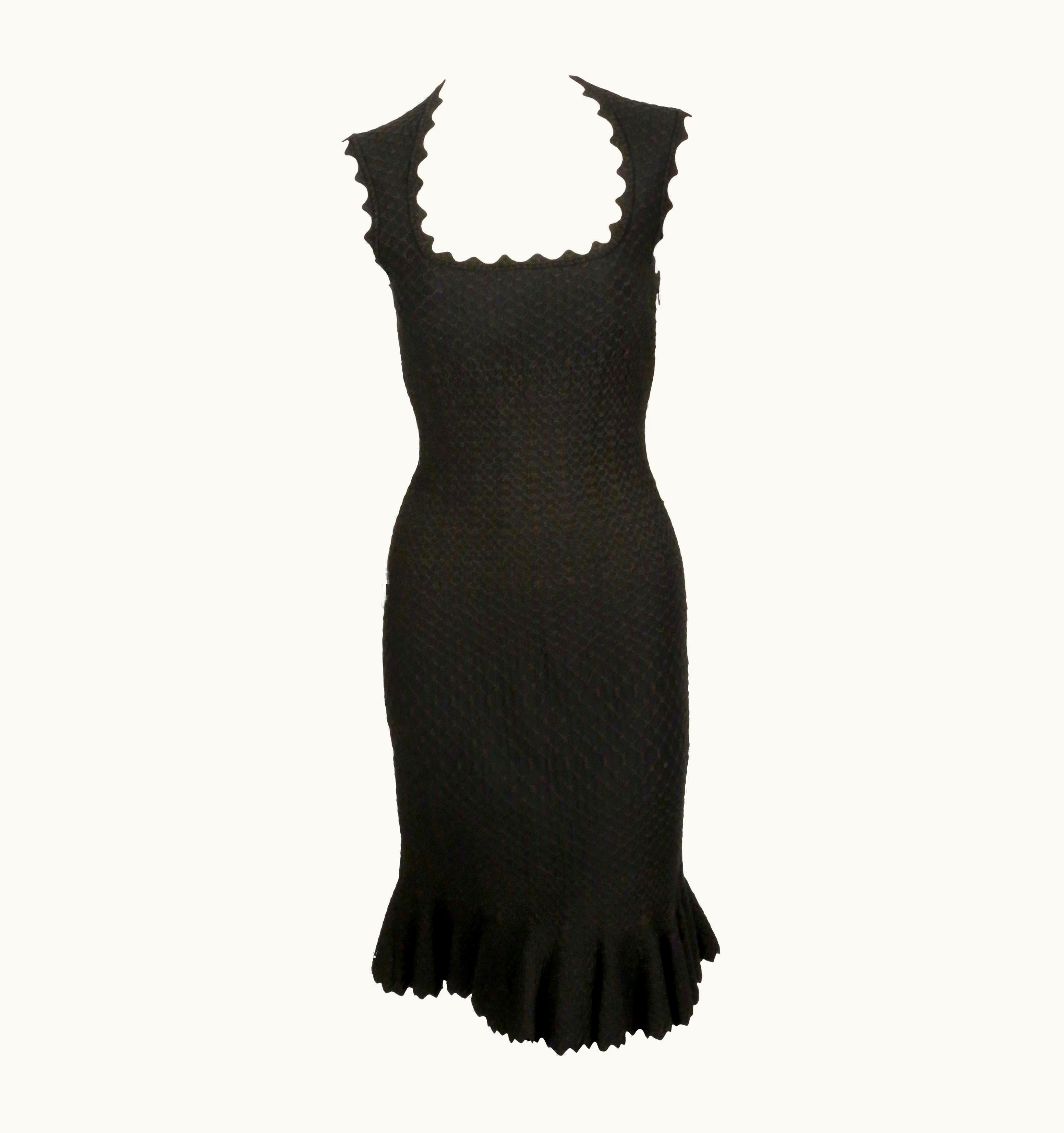 Alaia Azzedine Alaia Honey-comb Woven Dress With Scalloped Neck And Fluted Hem