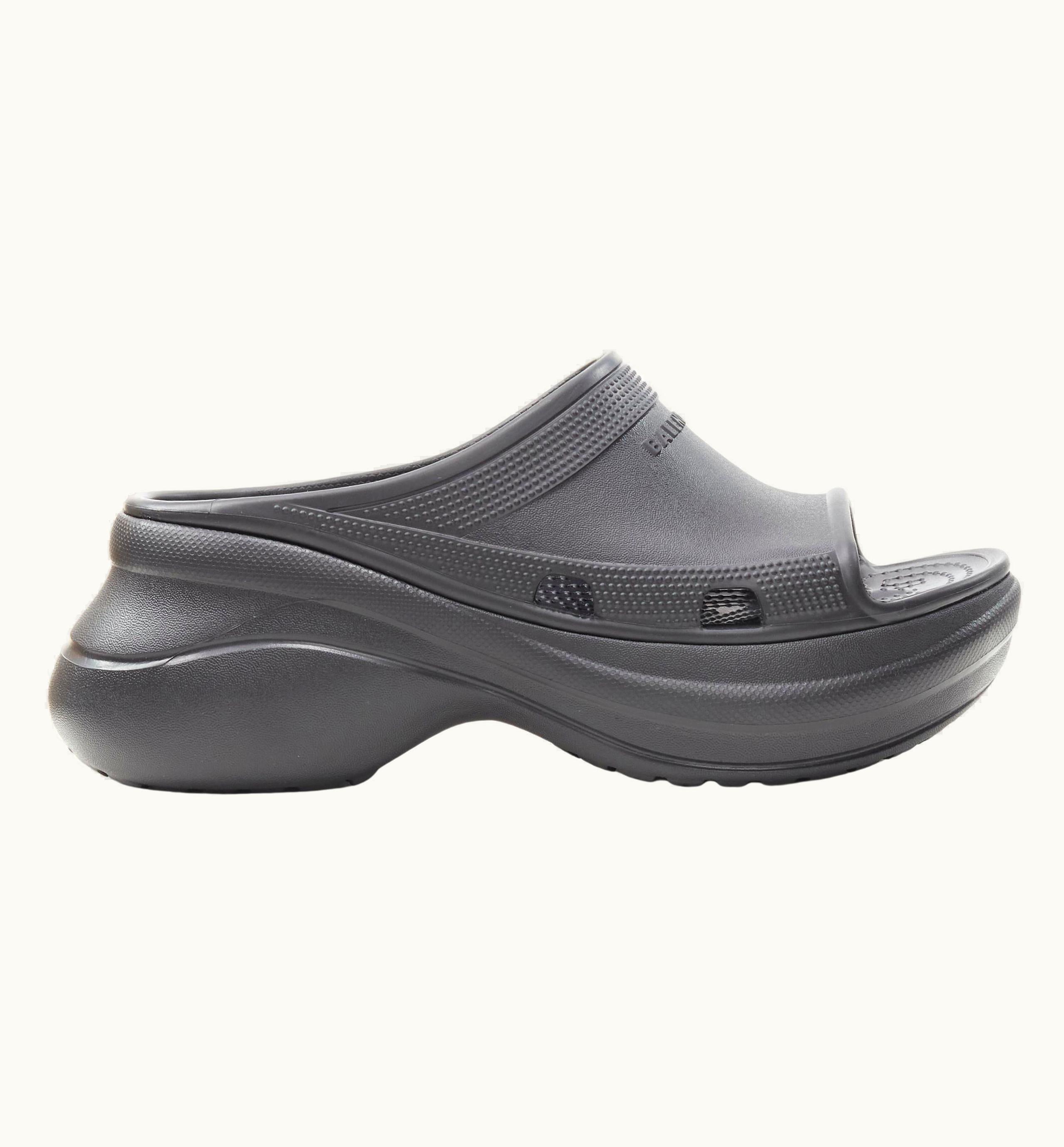 Balenciaga Balenciaga Demna Crocs 2022 Black Eva Rubber Platform Pool Slides UZ0589328