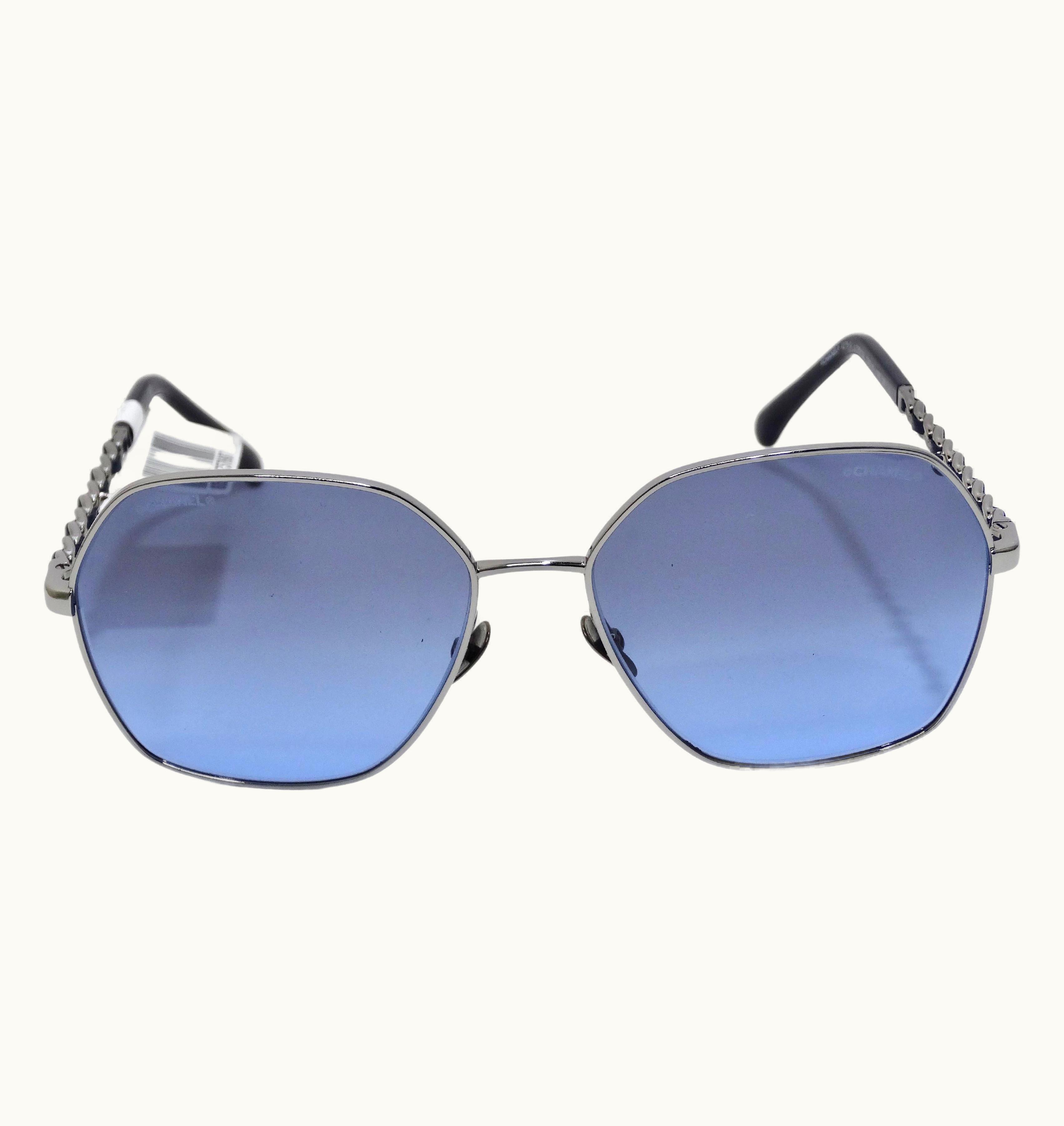 Chanel Chanel Round Blue Lense Sunglasses WS/S Logo Chain