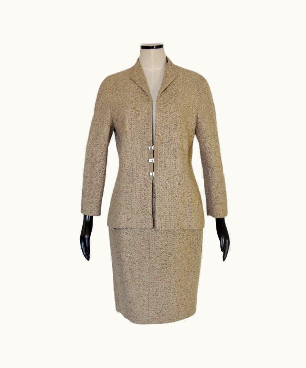 Chanel Chanel Fall 1999 Beige Wool Boucle Skirt Suit