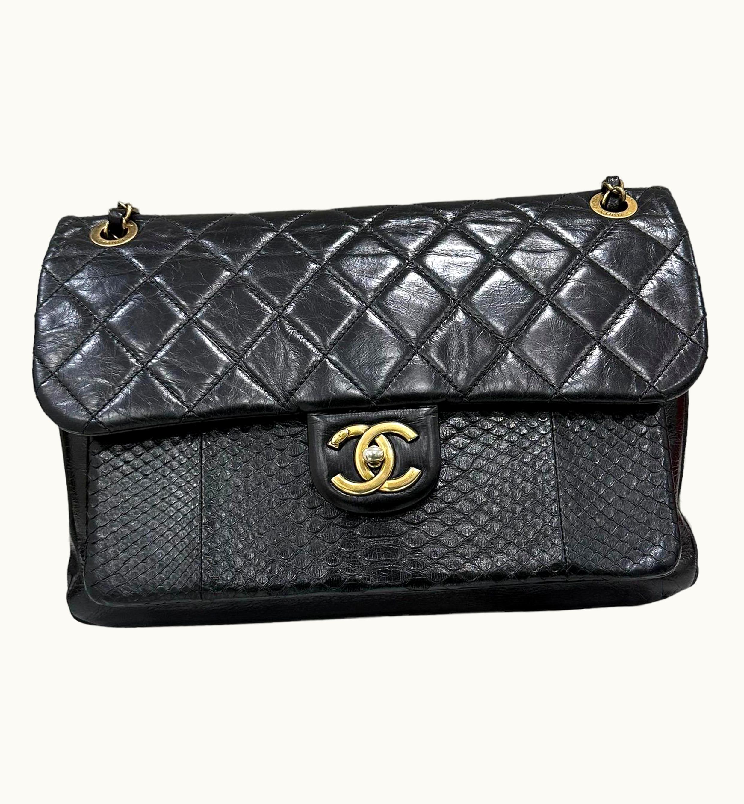 Chanel 2016 Chanel Urban Mix Flap Black Quilted Leather Shoulder Bag