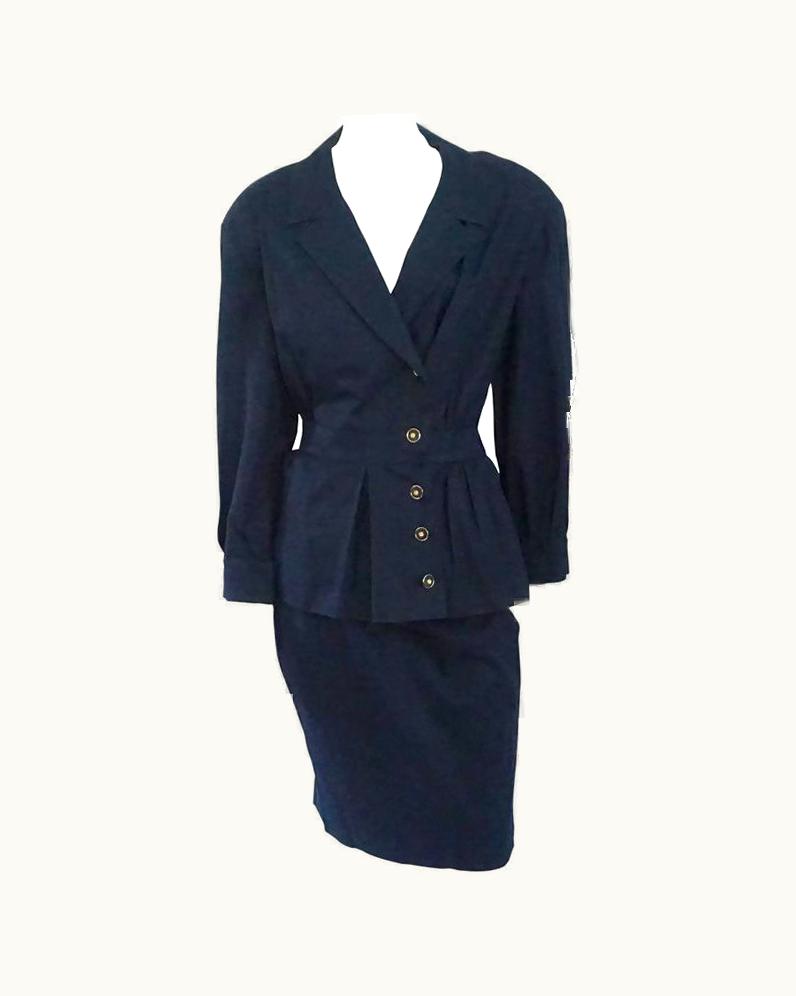 Chanel Chanel Navy Cotton Skirt Suit With Cinched Waist