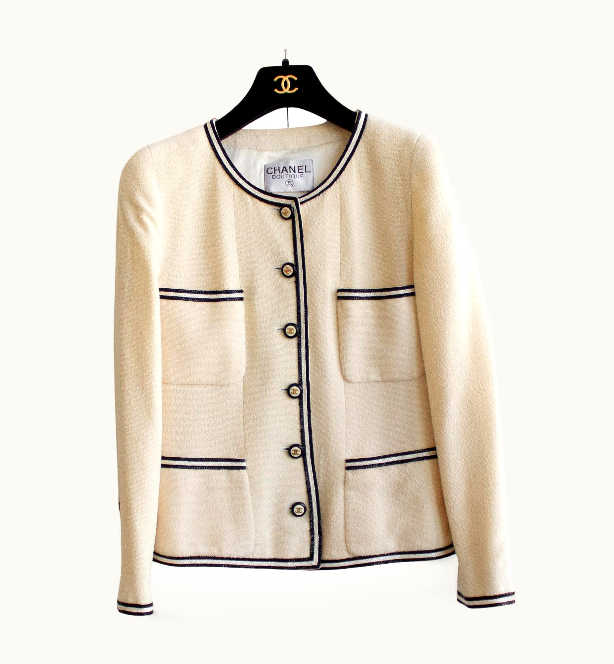 Chanel Chanel Vintage Spring 1995 Ivory Ecru Black Tweed Braided Cc 95p Jacket