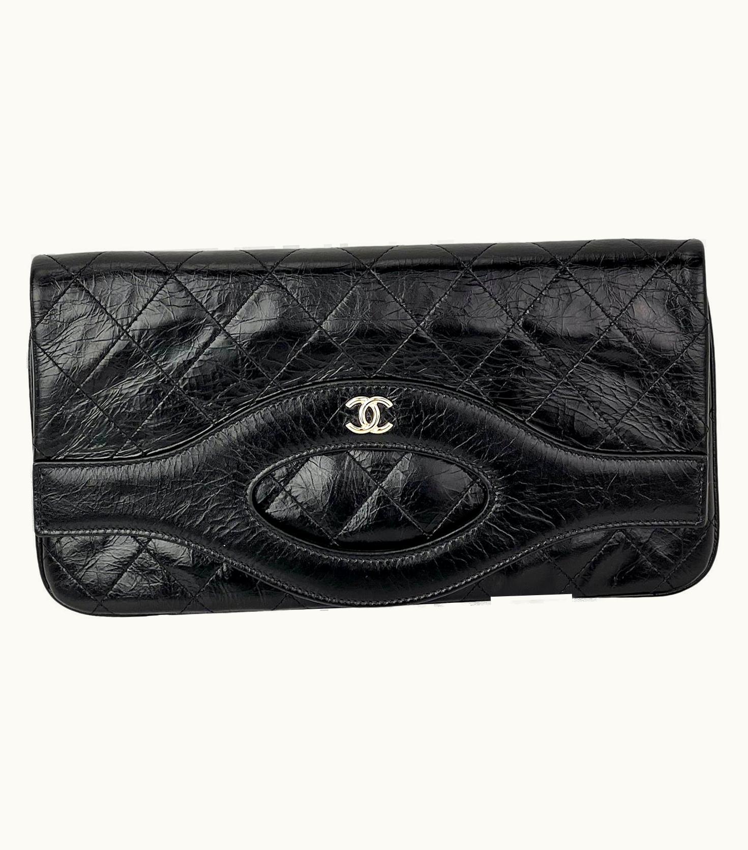 Chanel Chanel 31 Pouch Shiny Crumpled Calfskin Small Clutch