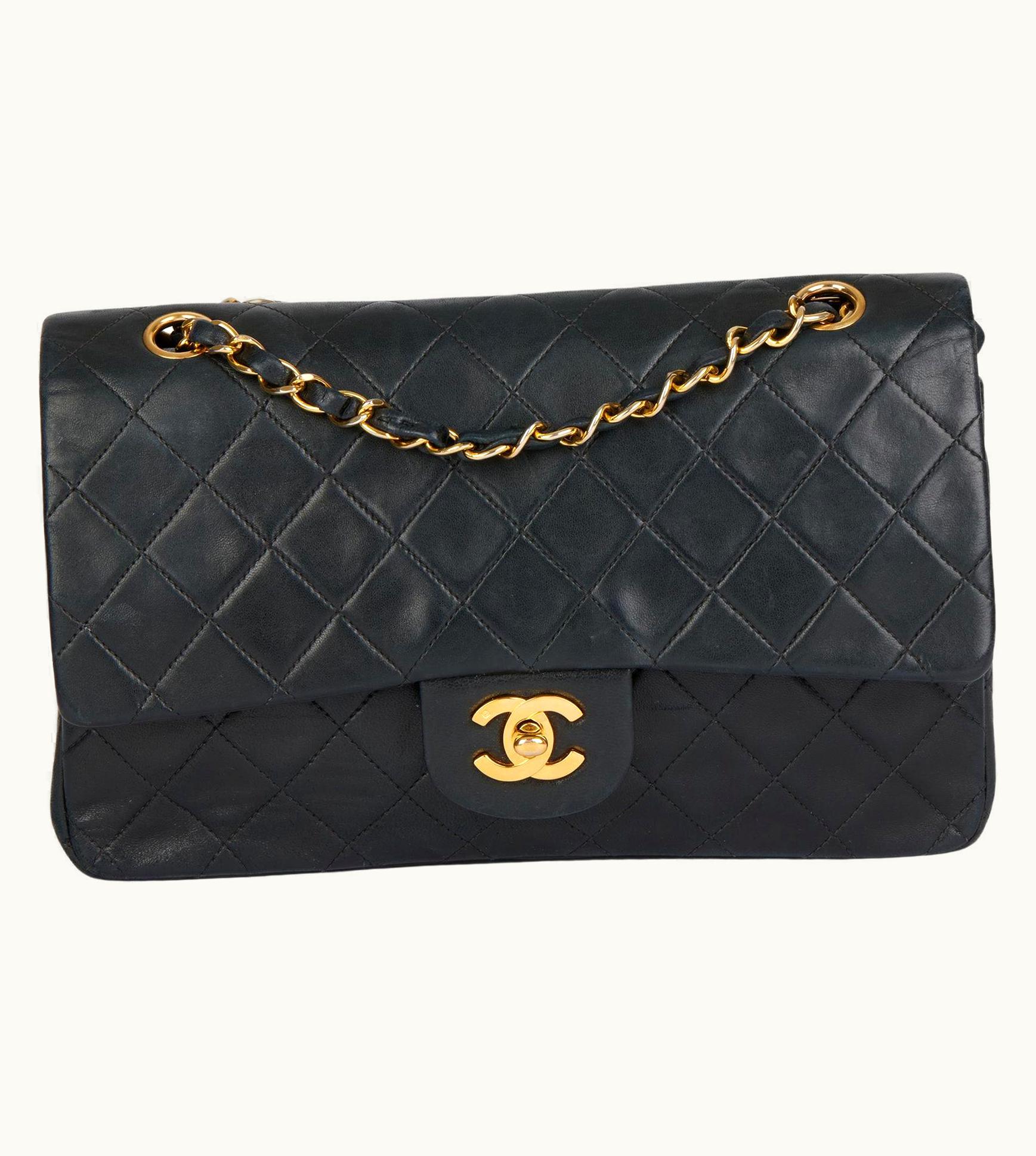 Chanel Chanel Black Quilted Lambskin Vintage Medium Classic Double Flap Bag UZ0591001