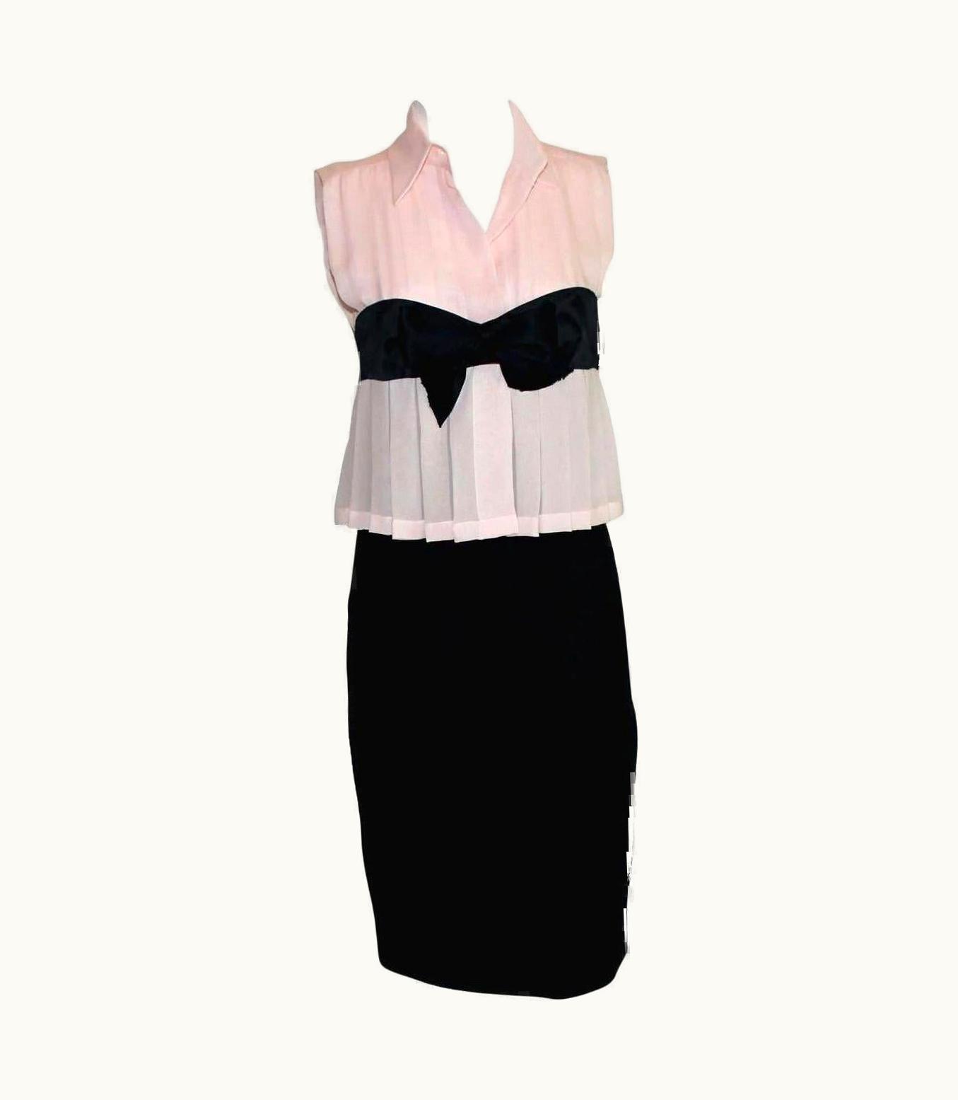 Chanel Chanel Signature Soft Pink Black Pleated Signature Bow Silk And Boucle Dress