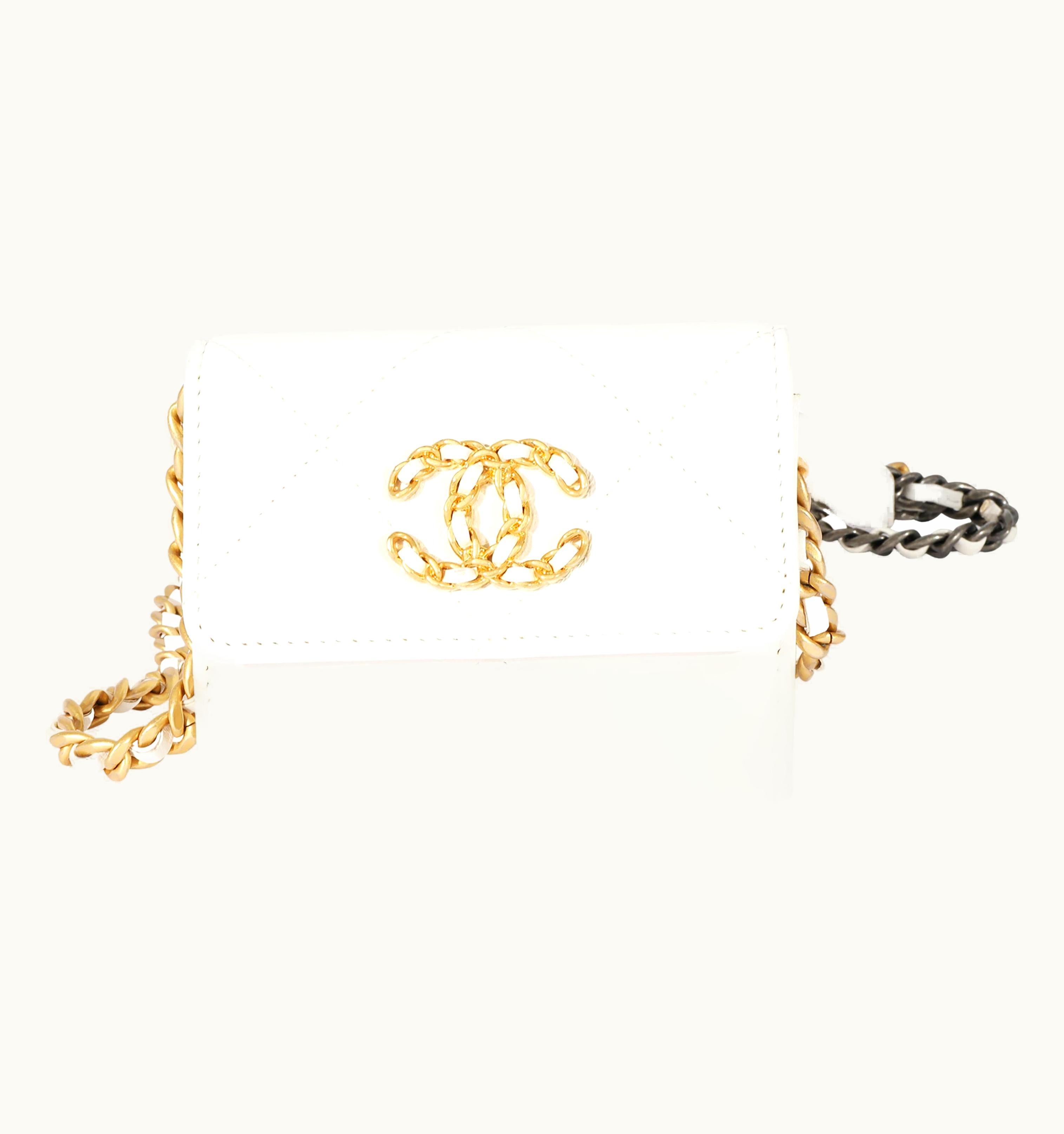 Chanel Chanel 19 White Leather Card Holder On Chain