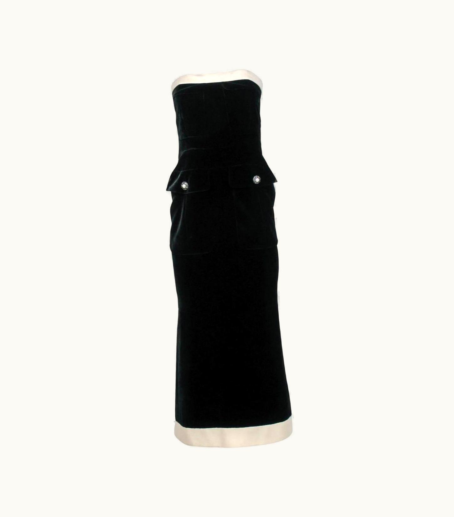 Chanel Vintage Chanel Black Velvet Gown As Seen On Oscar' 2023 Red Carpet