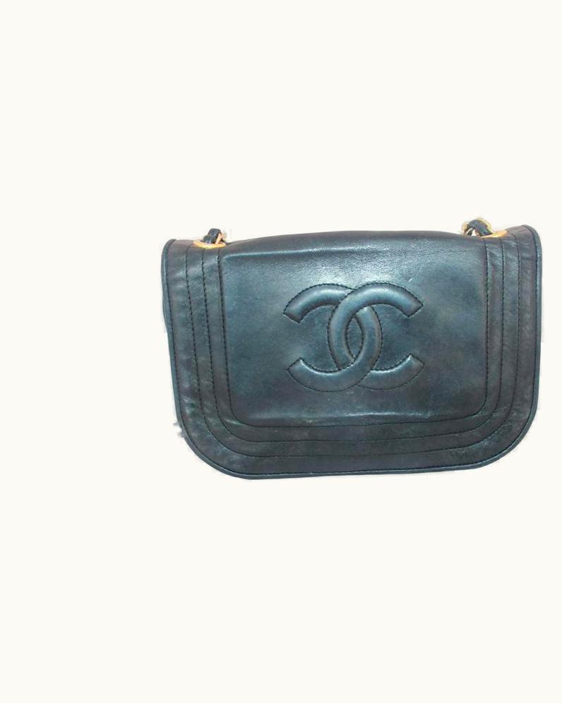 Chanel Chanel Black Lambskin Shoulder Bag - Ghw - Circa 1988