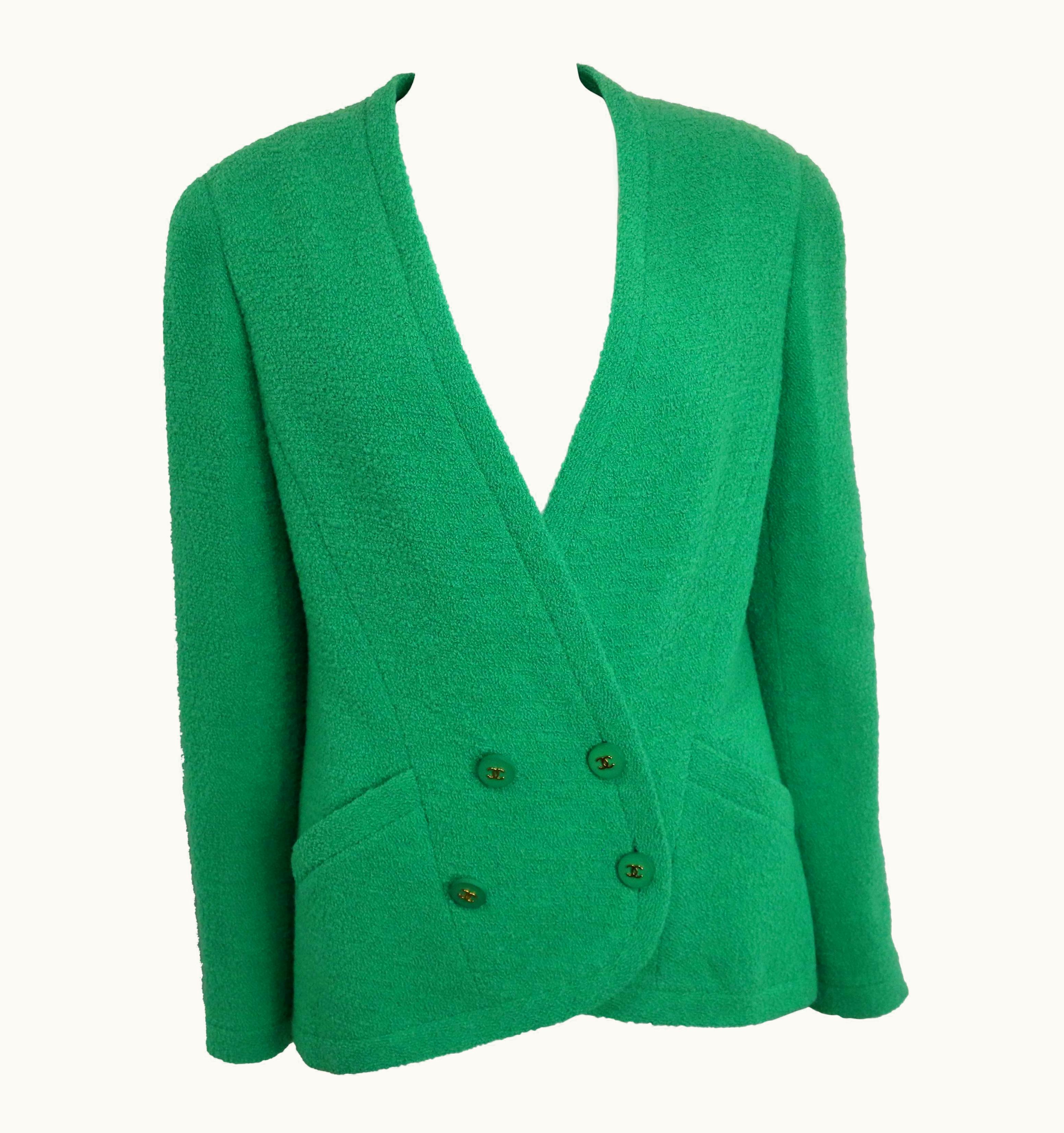 Chanel 94 Chanel Green Boucle Wool Collarless Double Breasted Jacket