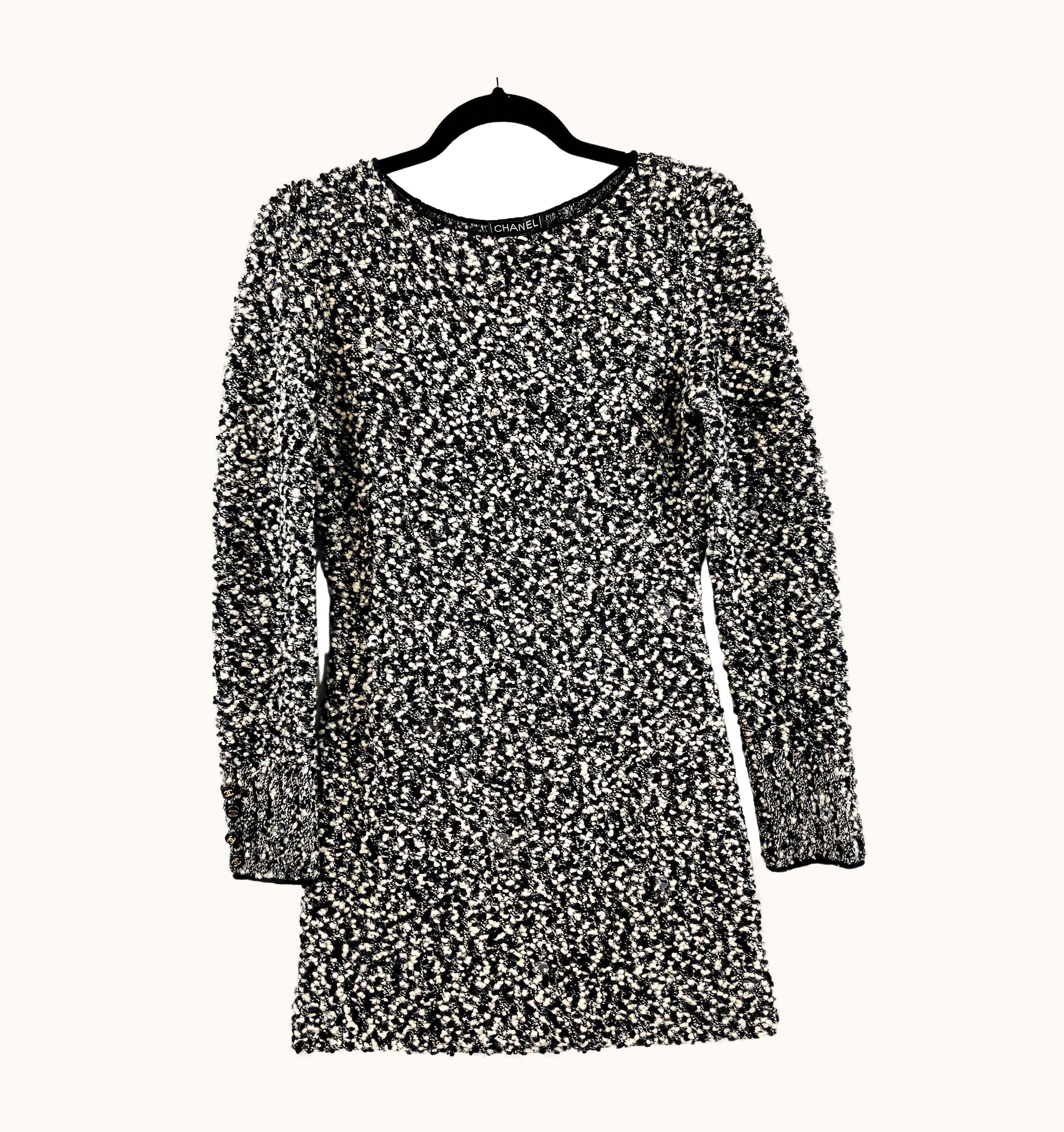 Chanel Chanel - 94a Knit Clear Sequin Dress - Black & White - 38 Us