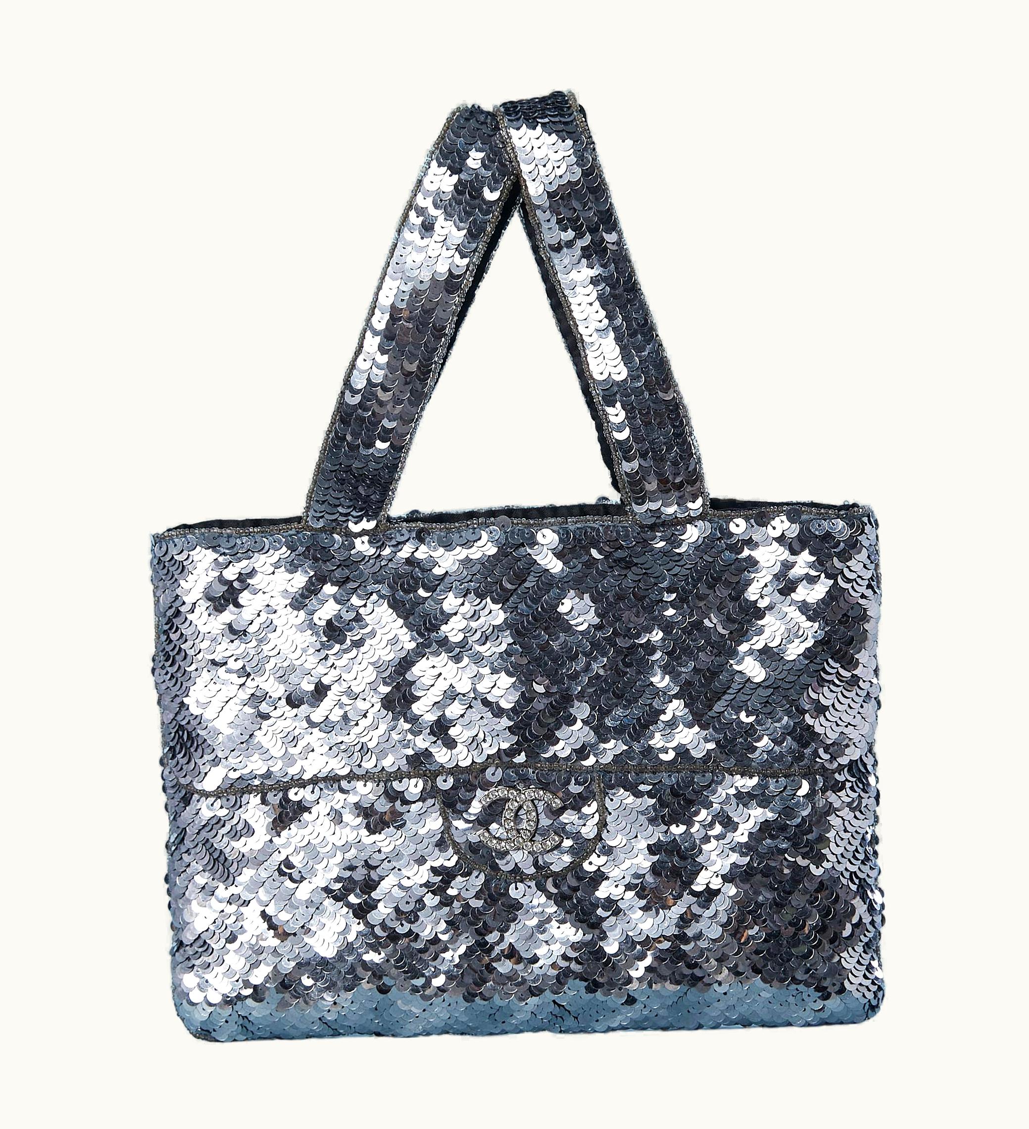 Chanel Evening Bag In Silver Sequin, Beads And Rhinestone Brand Chanel (Numbered )