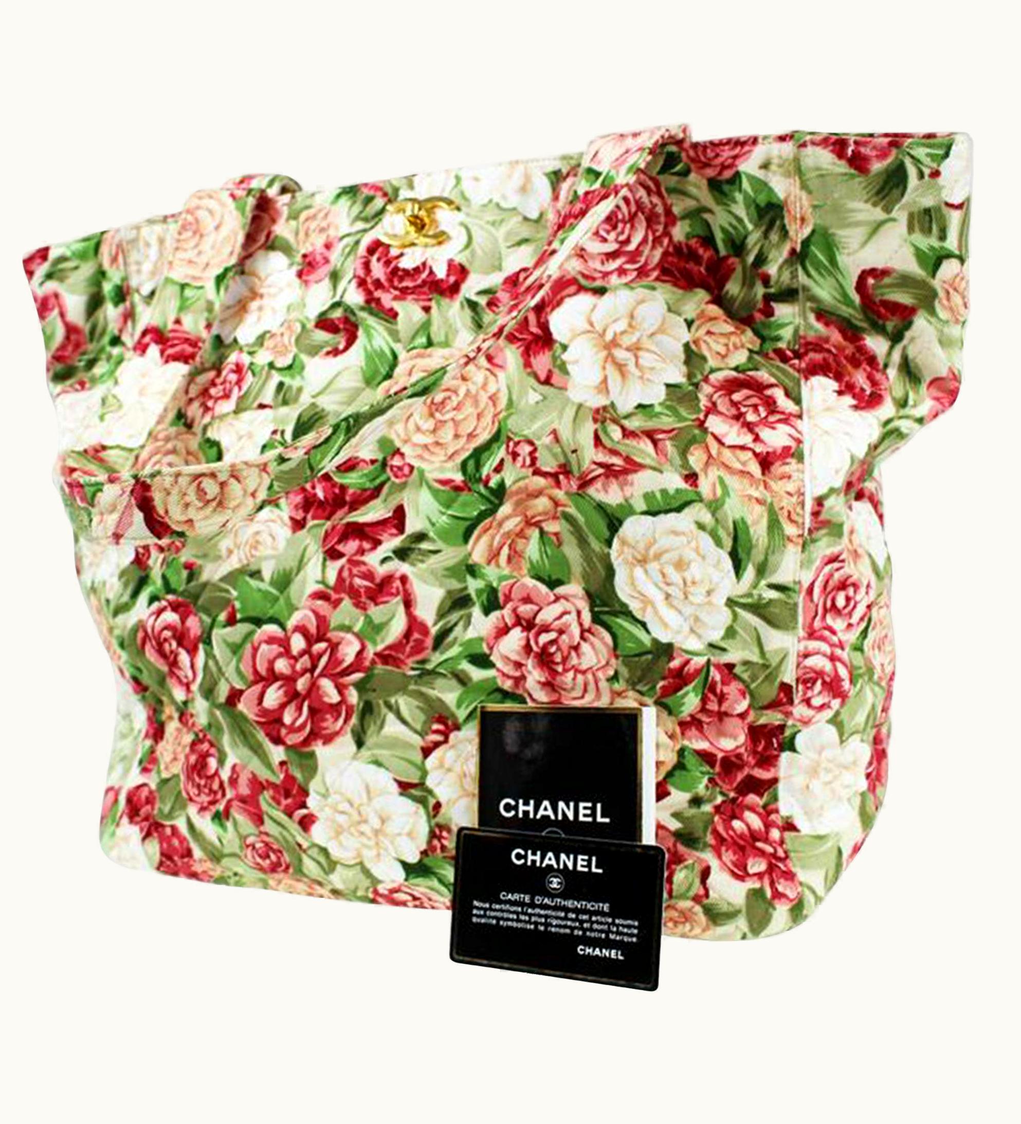 Chanel Chanel Shopping Tote Vintage 90' Floral Flower Beach Quilted Cc Green Red Tote