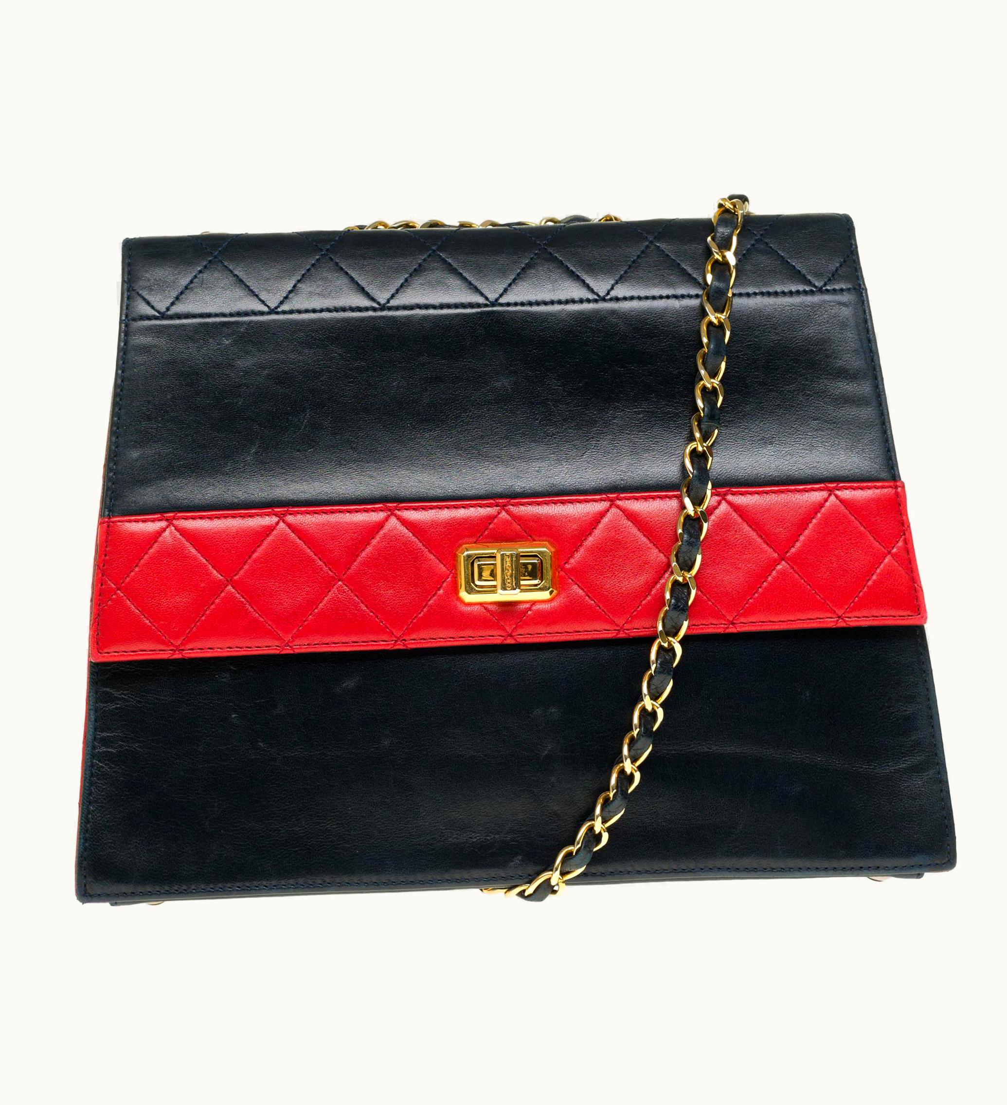 Chanel Rare Chanel Trapeze Bicolor Navy Blue/red Handbag In Leather With Its Wallet