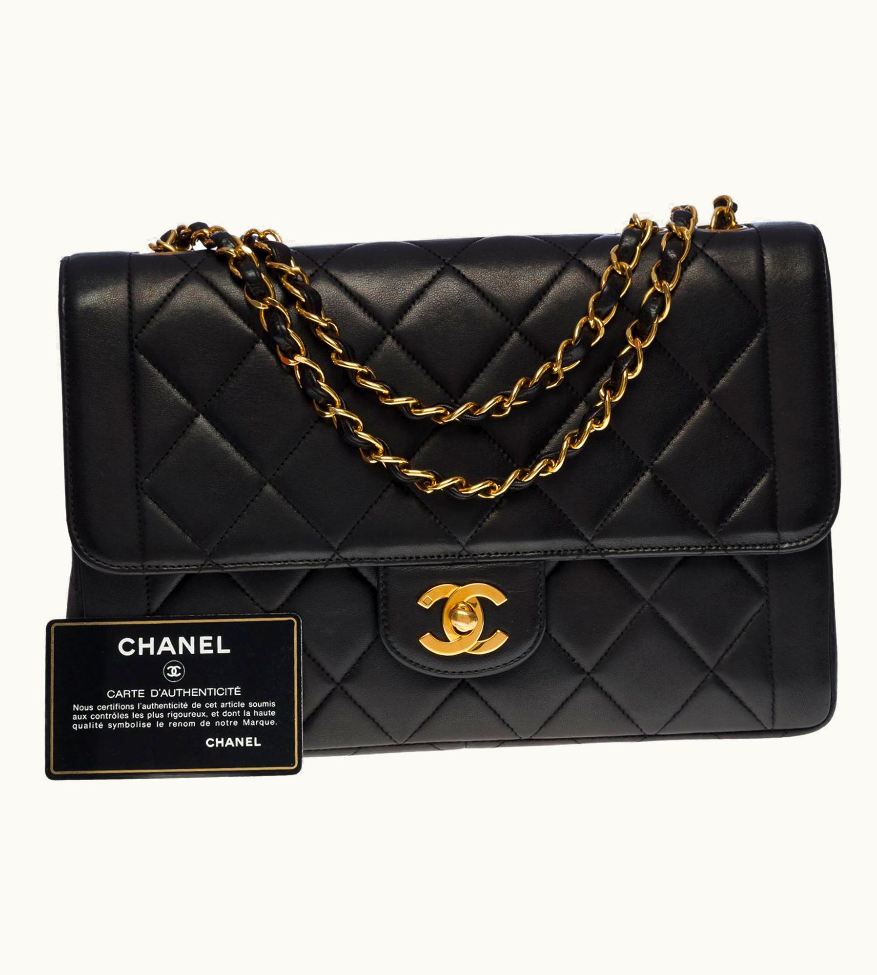 Chanel Chanel Timeless/Classic Double Flap Shoulder Bag In Black Quilted Lambskin, Ghw UZ0592376
