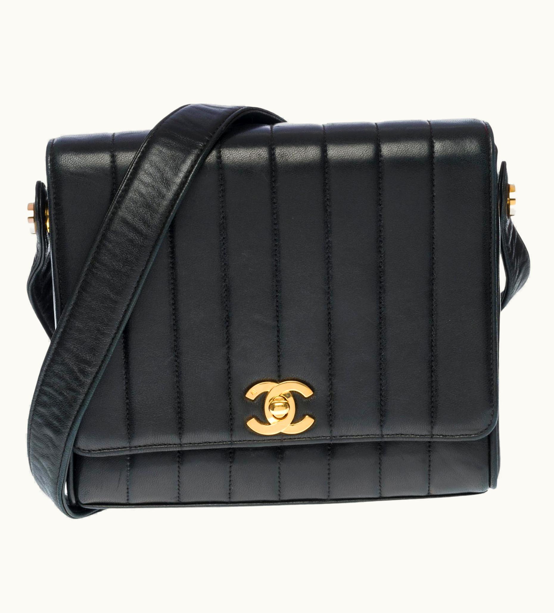 Chanel Very Rare Chanel Classic Shoulder Bag In Black Quilted Herringbone Leather, Ghw